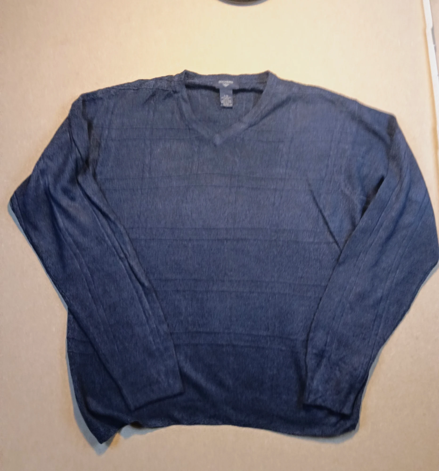 Pull Dockers col V bleu marine en maille Dockers