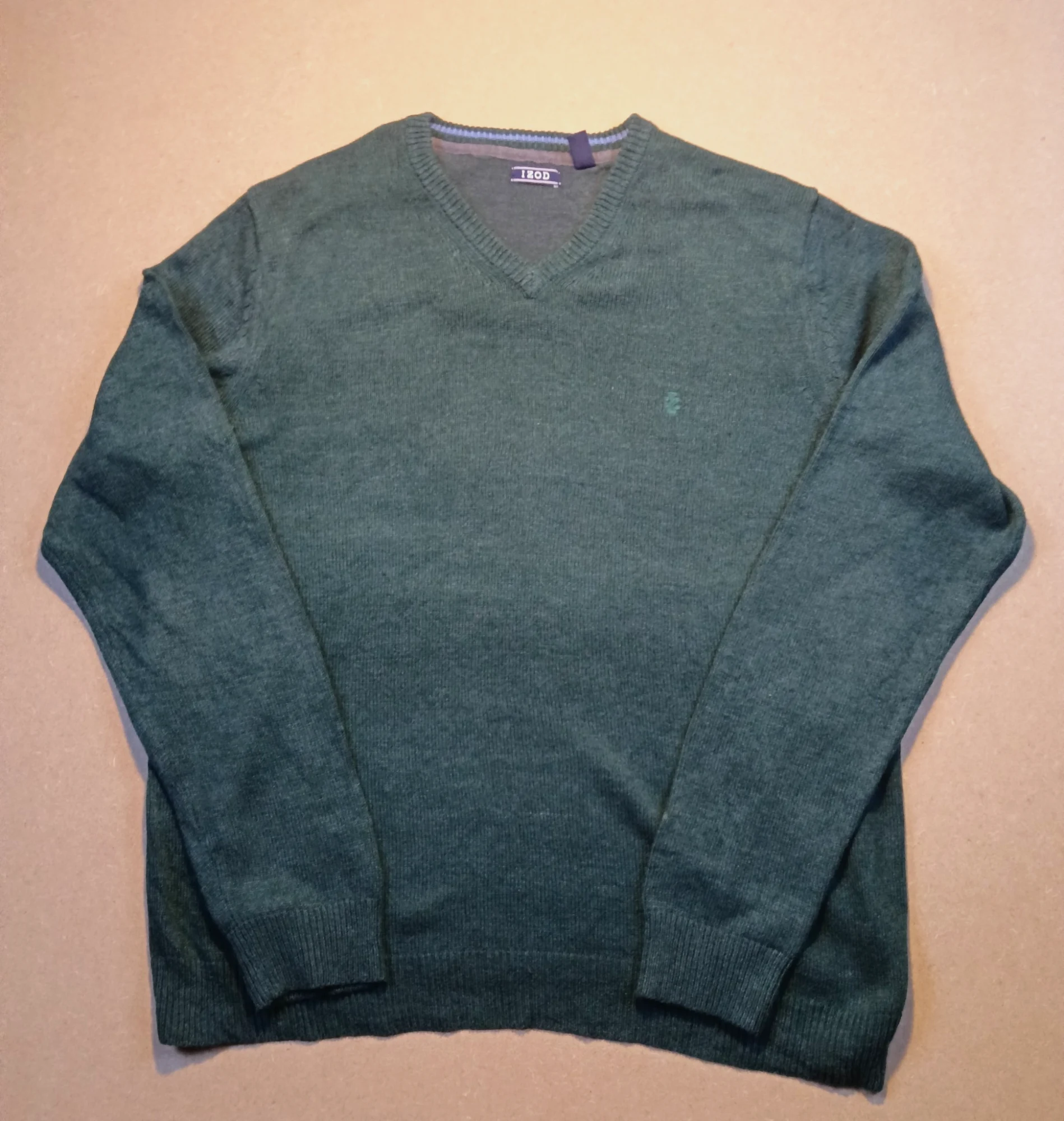 Pull col V IZOD vert chiné