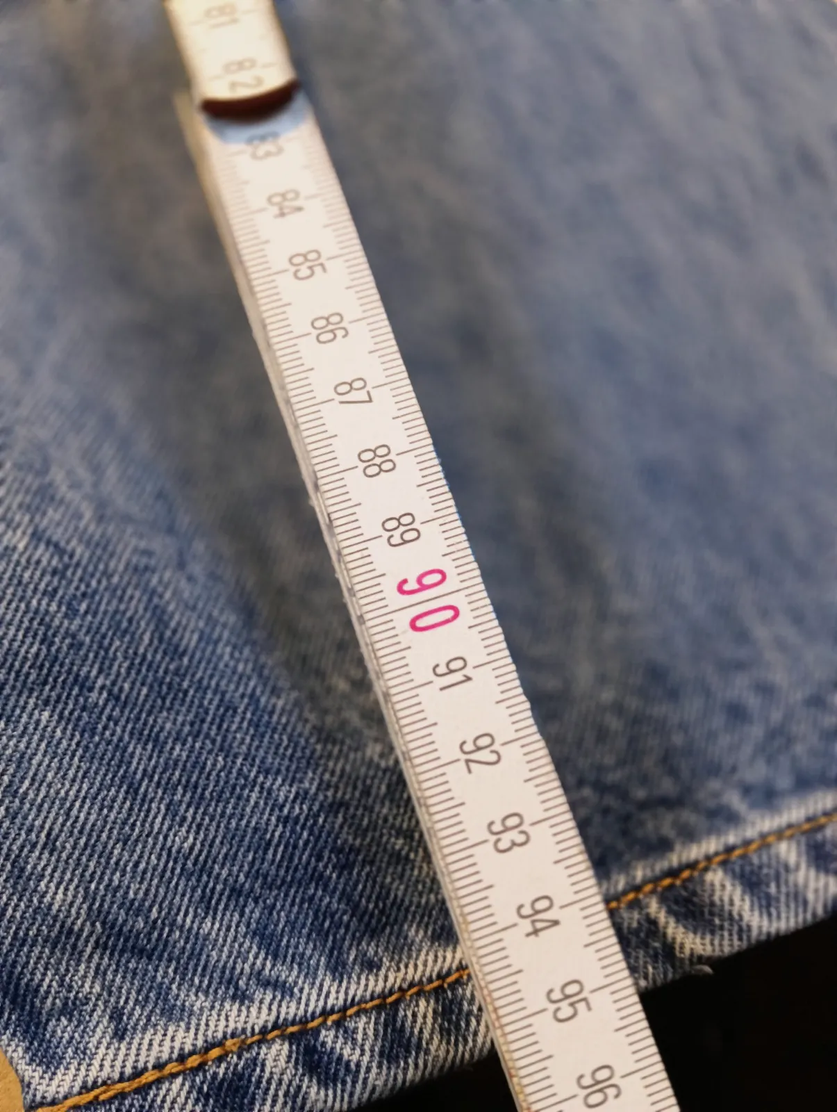 Jean bleu 501 Levis avec motif cerises – Levi's – taille 42 8
