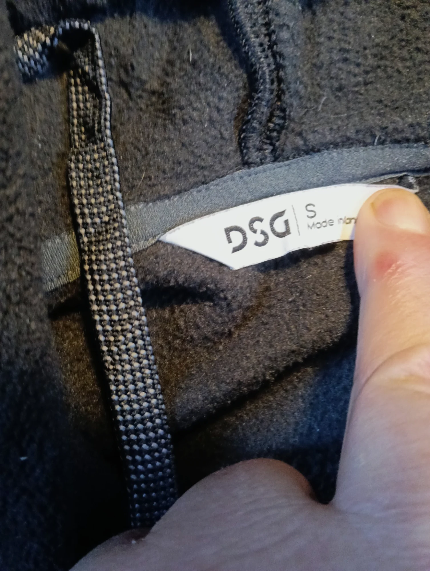 Sweat à capuche en fleece noir DSG taille S