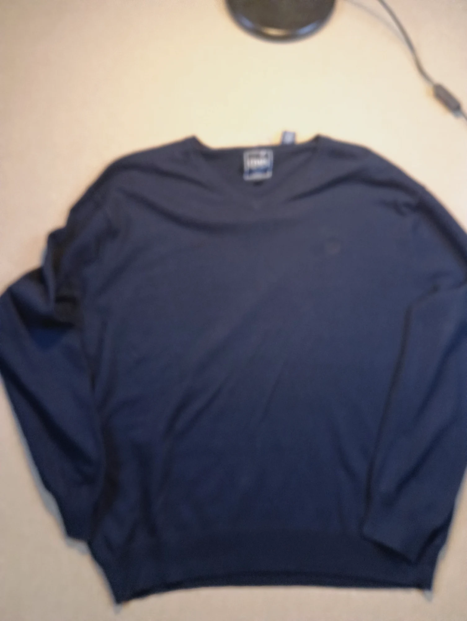 Pull col V Chaps bleu marine