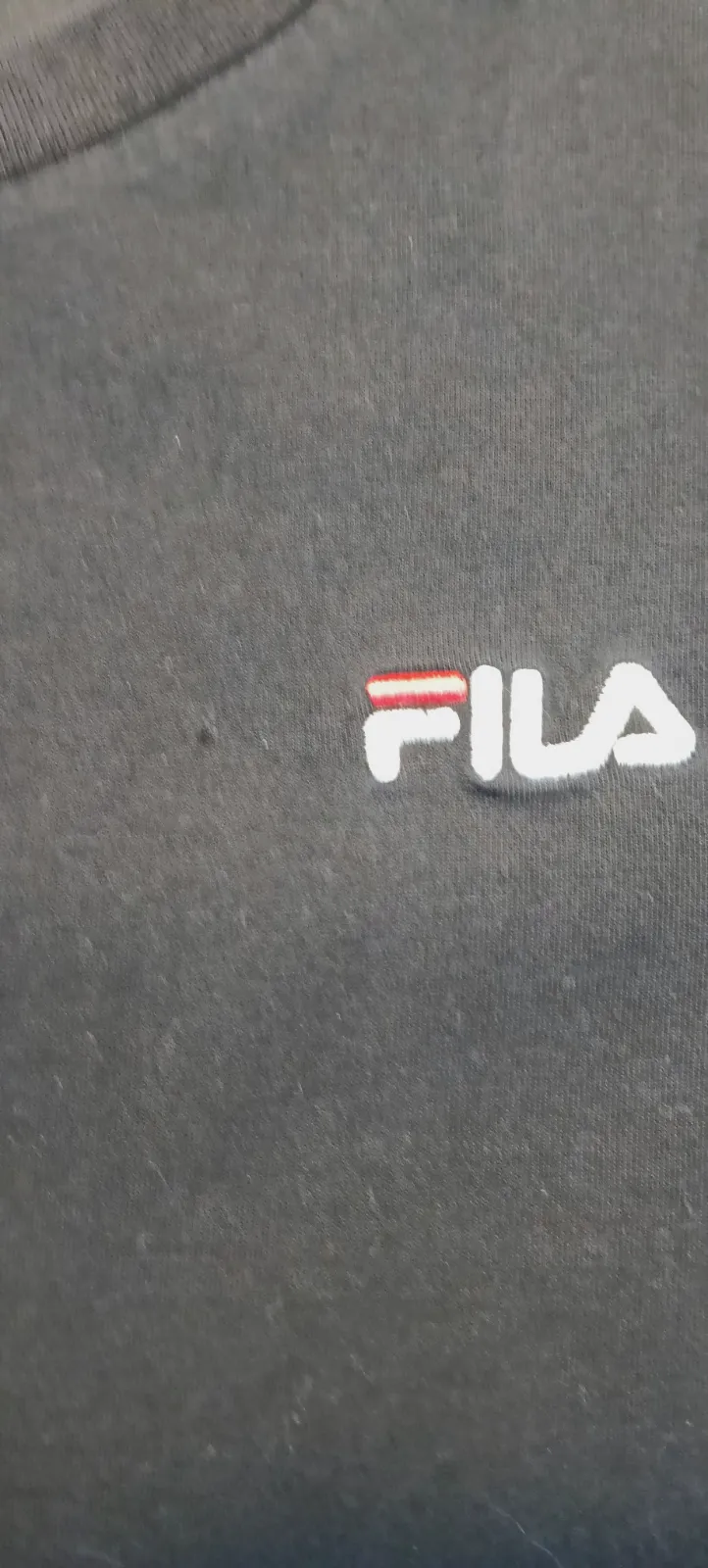 T-shirt Fila noir à col rond – Fila – taille M 3