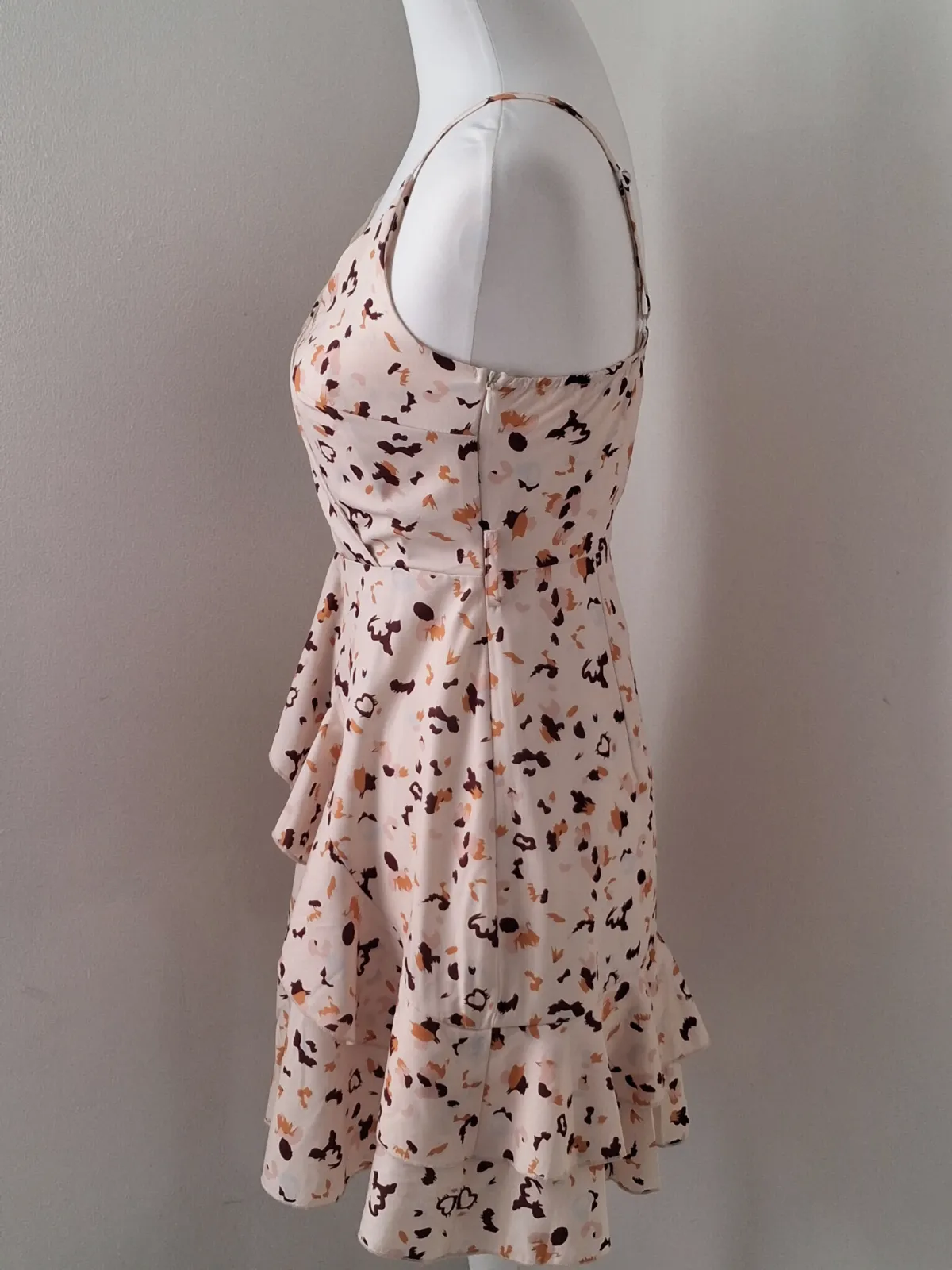 Robe courte imprimée à volant et fines bretelles – Shein – taille XS 2