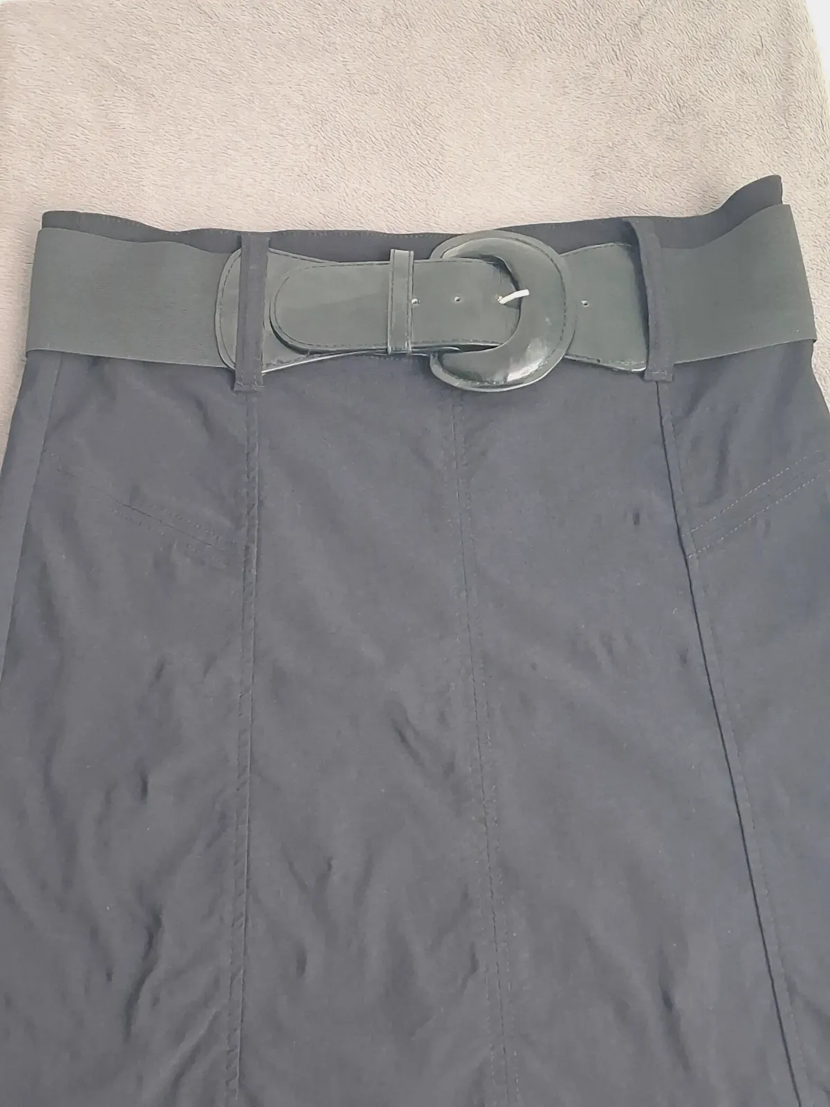 Jupe courte noire ceinturée avec volant – No excuse – taille 42 2