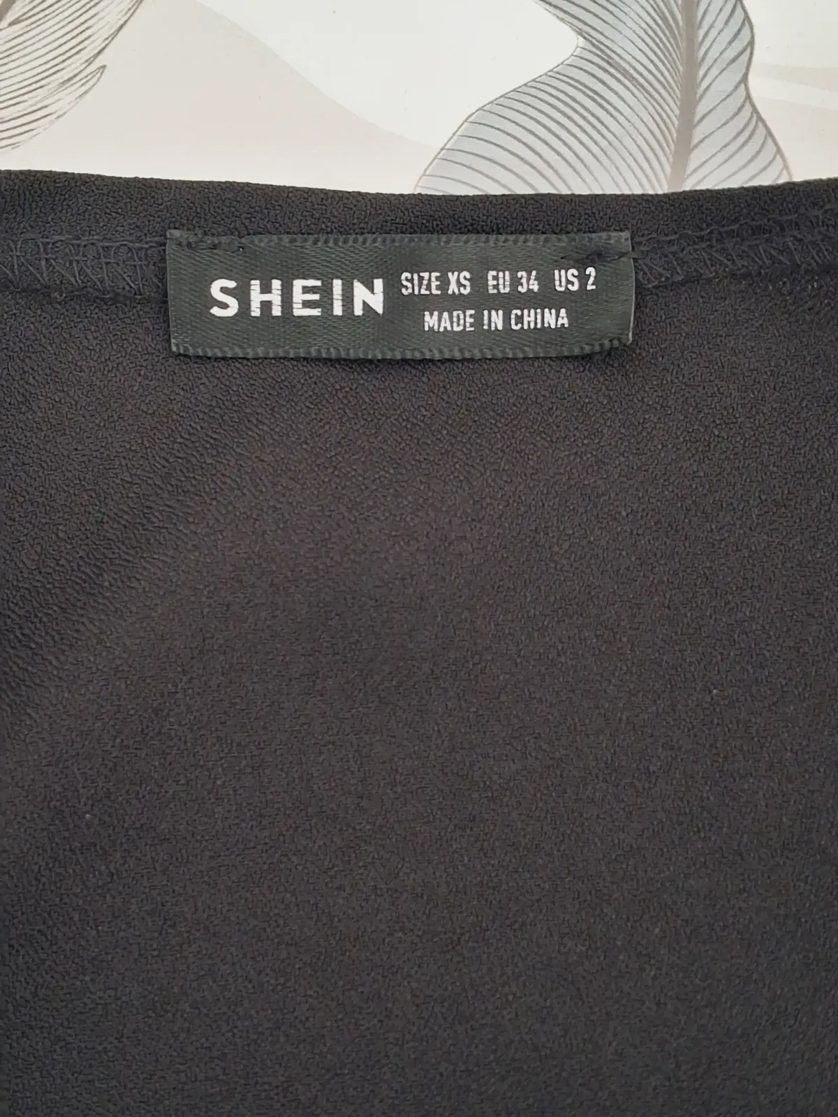 Crop top cache-cœur noir à manches bouffantes – Shein – taille XS 6
