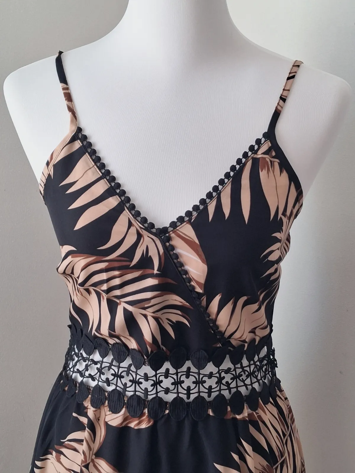 Robe courte à bretelles motif tropical – Shein – taille S 4