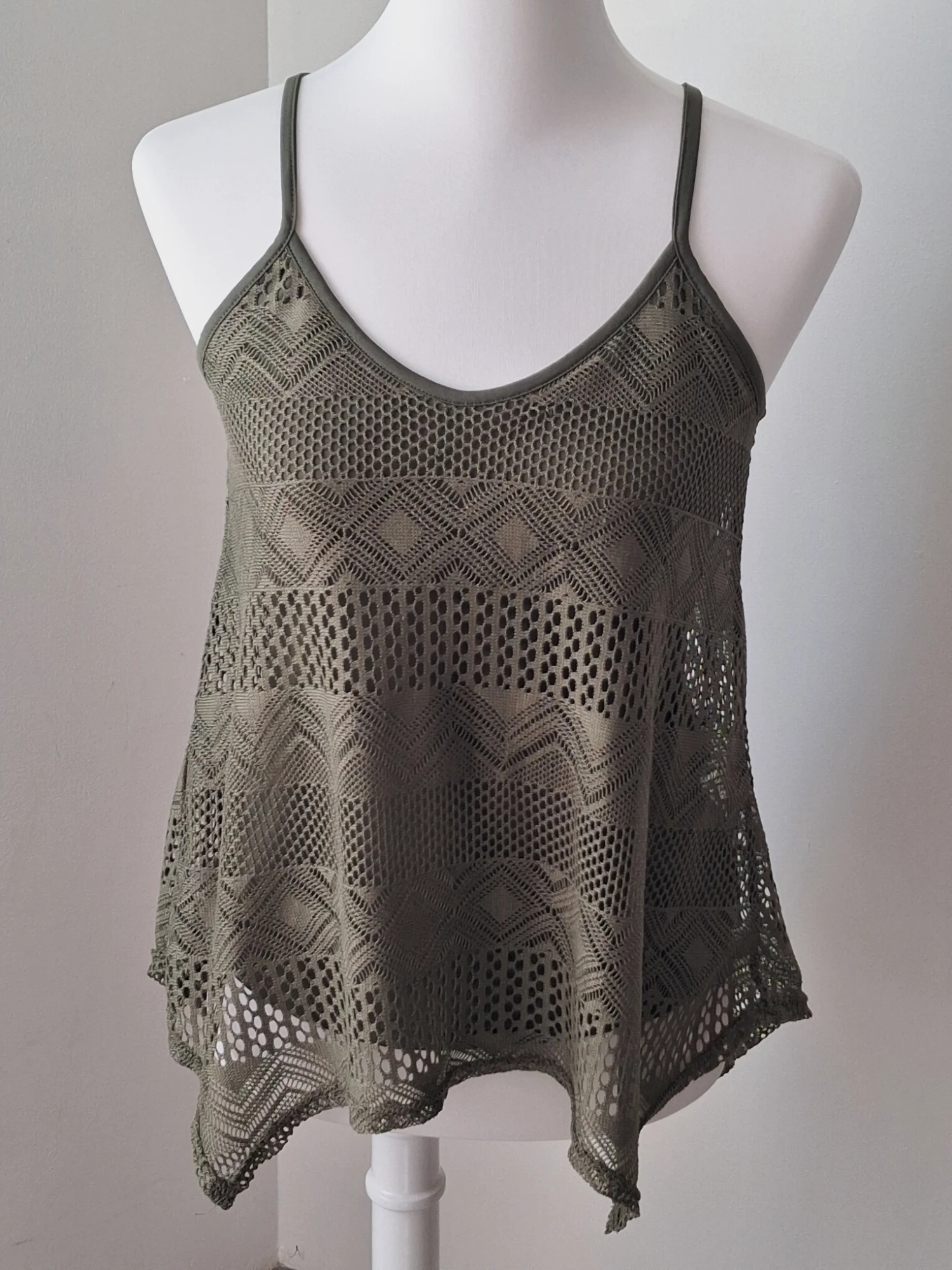 Débardeur vert kaki en maille crochet ajourée – Mosquitos – taille XS