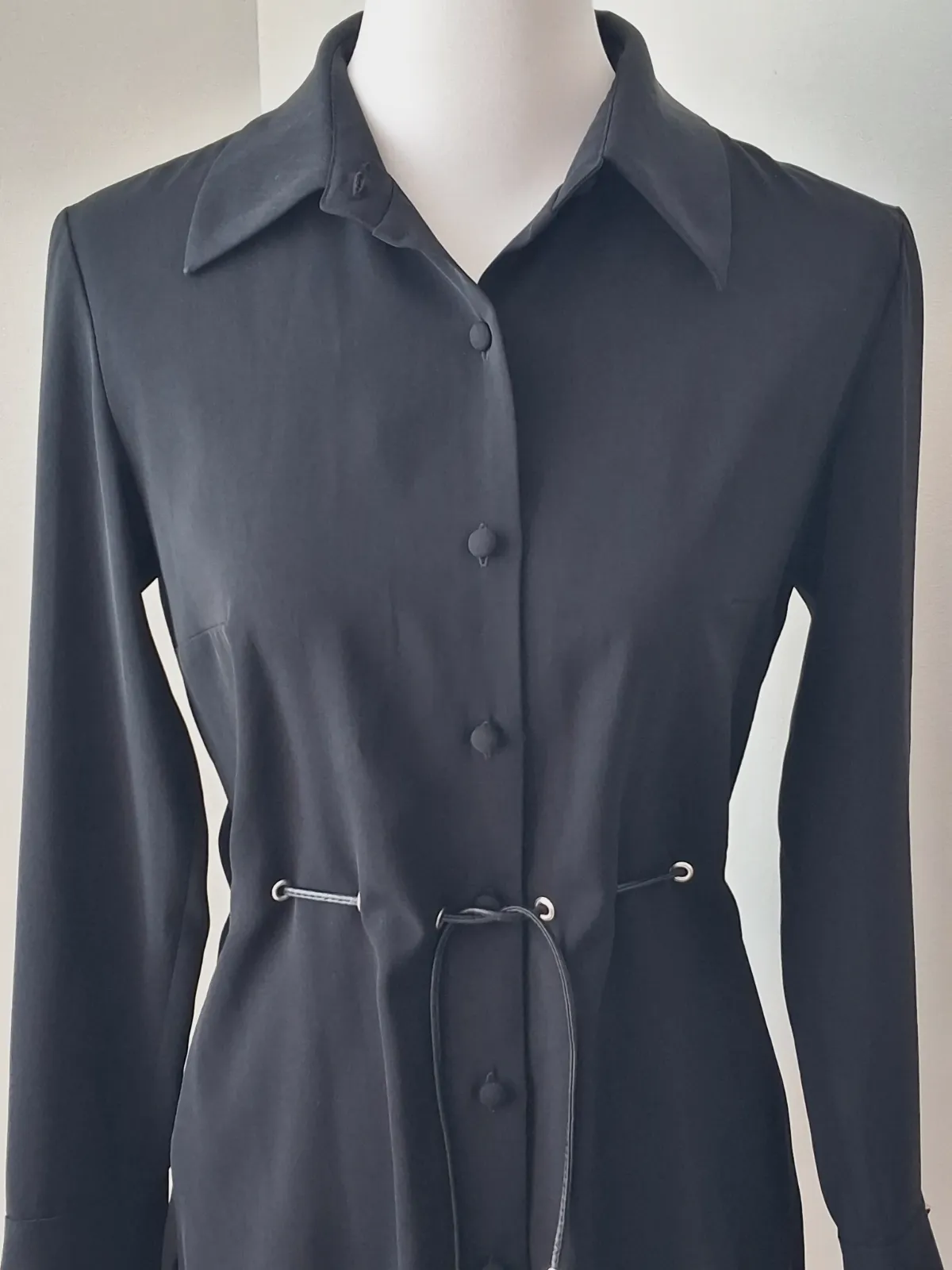 Robe chemise noire à manches longues – Un deux trois – taille L 4