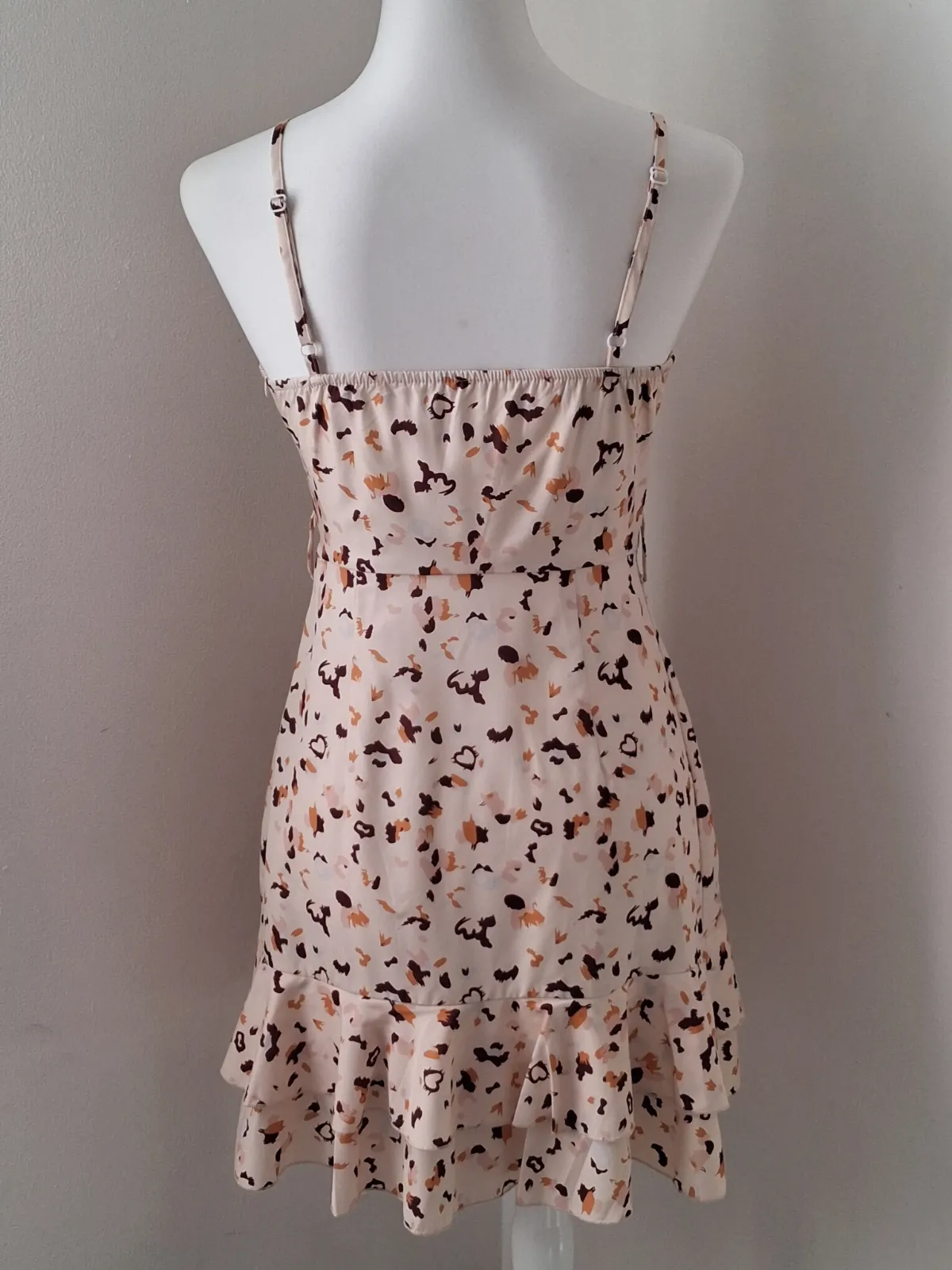 Robe courte imprimée à volant et fines bretelles – Shein – taille XS 3