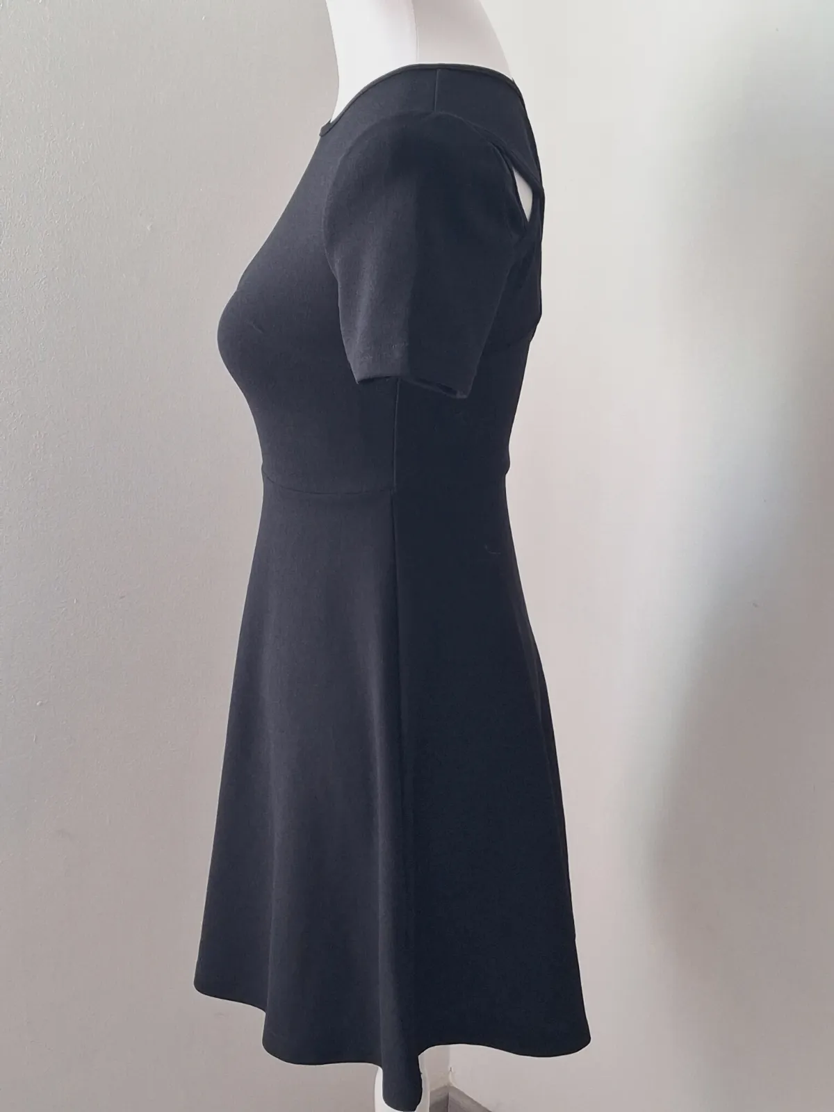 Robe courte noire dos croisé – Shein – taille XS 2