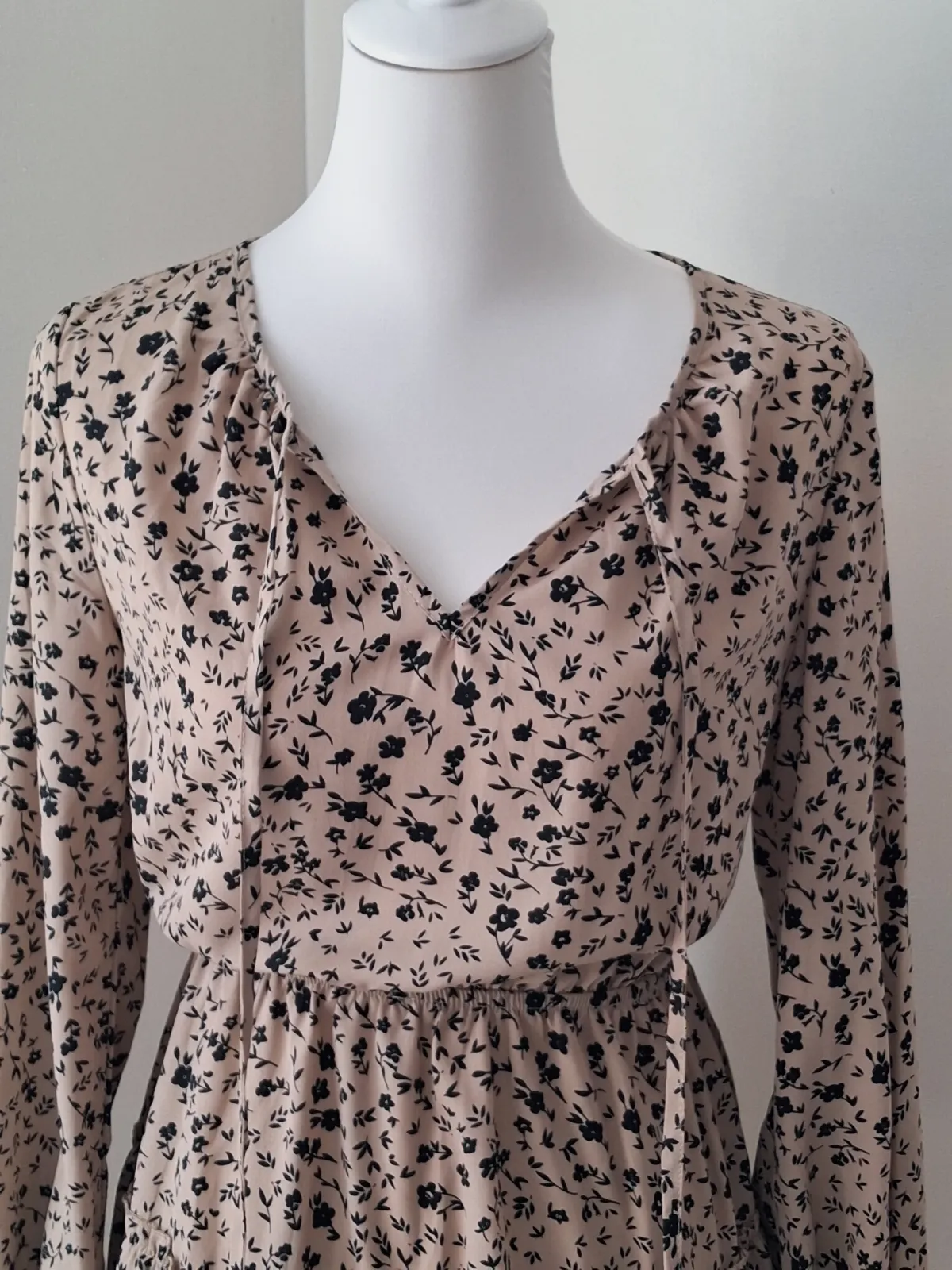 Robe courte fluide à imprimé floral – Shein – taille S 4