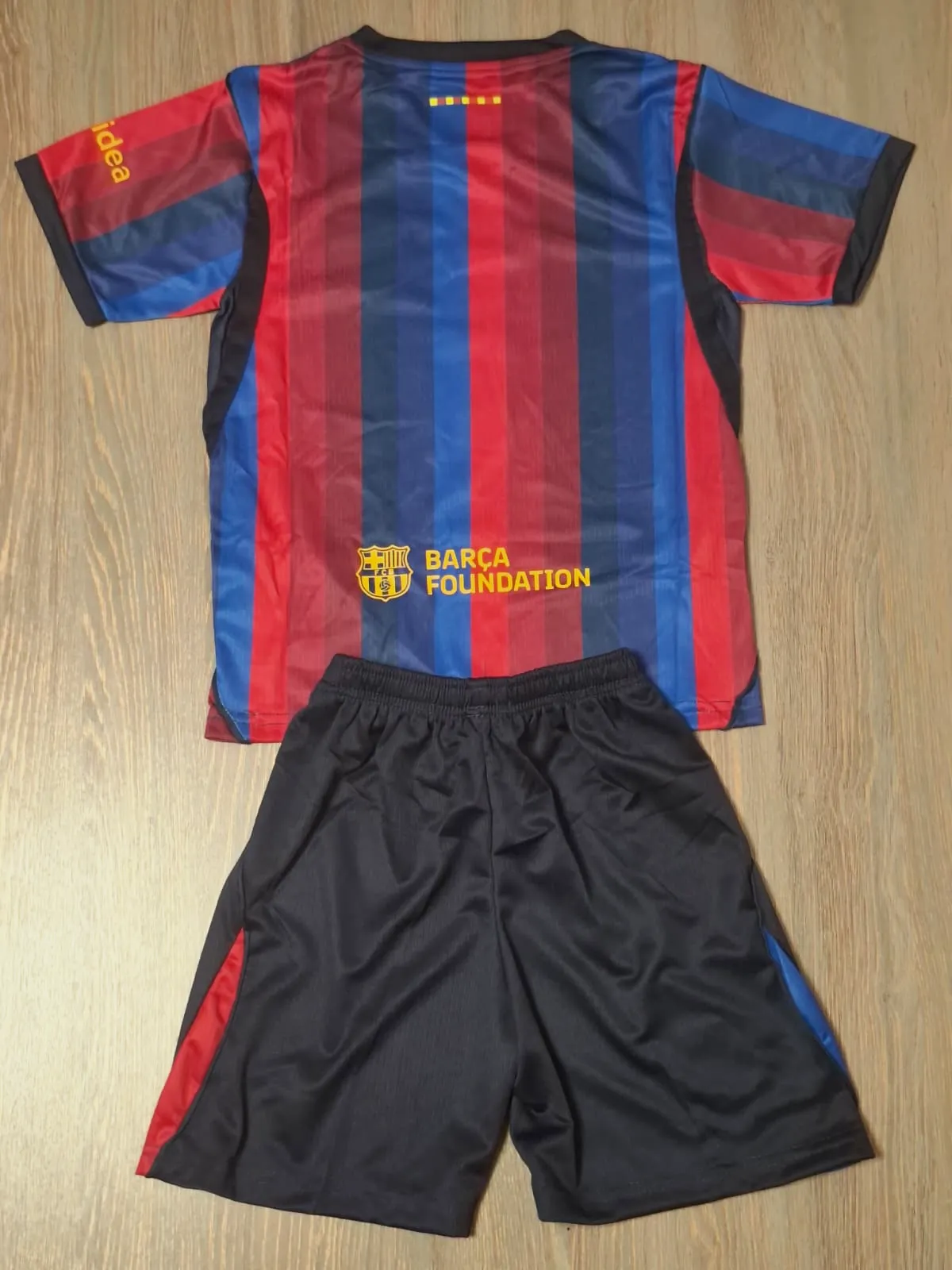 Maillot Barcelone 2026/2027 – Nike – taille 12 ans 6
