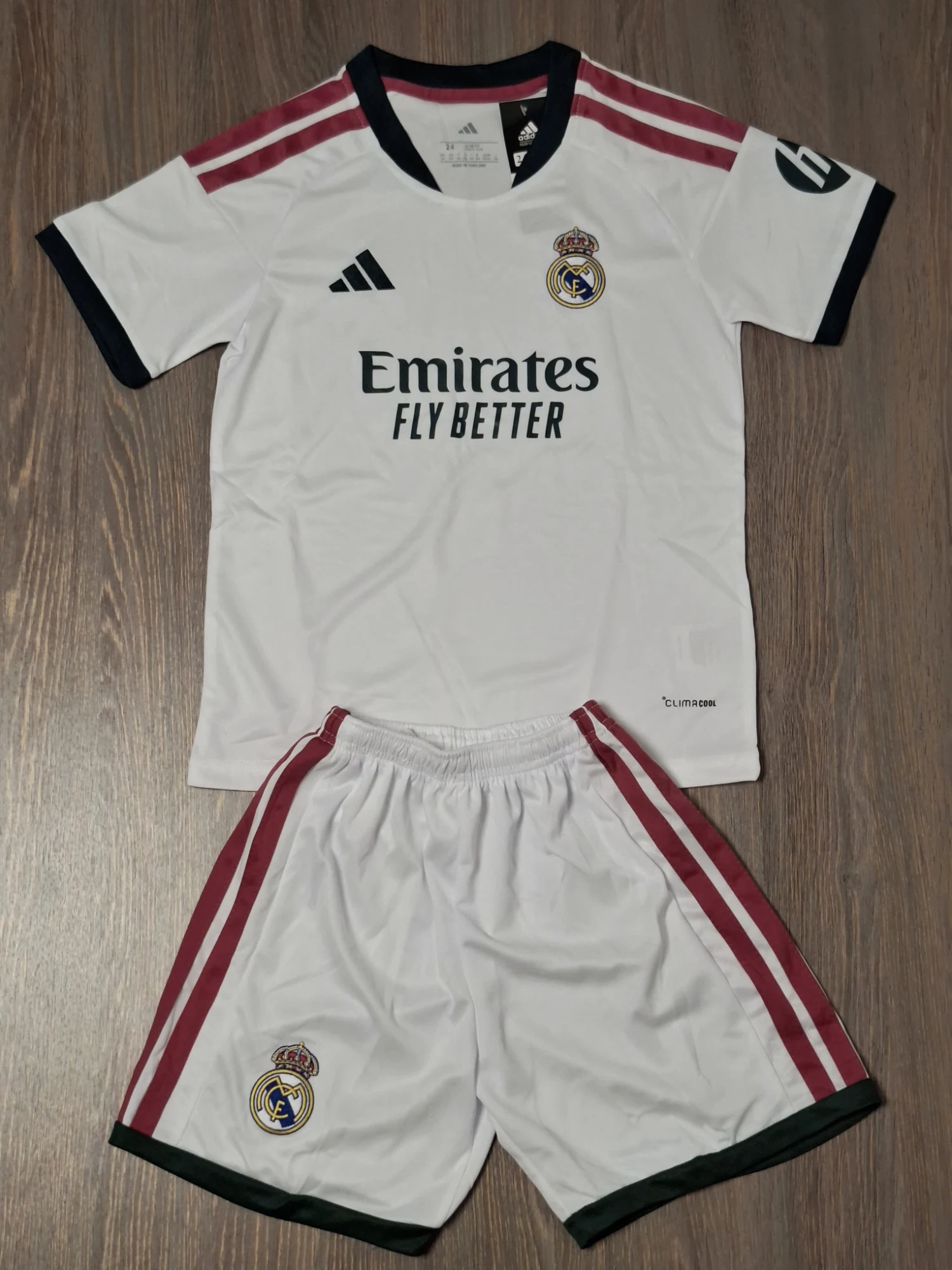 Maillot Real Madrid 2026/2027 – Adidas – taille 8 ans