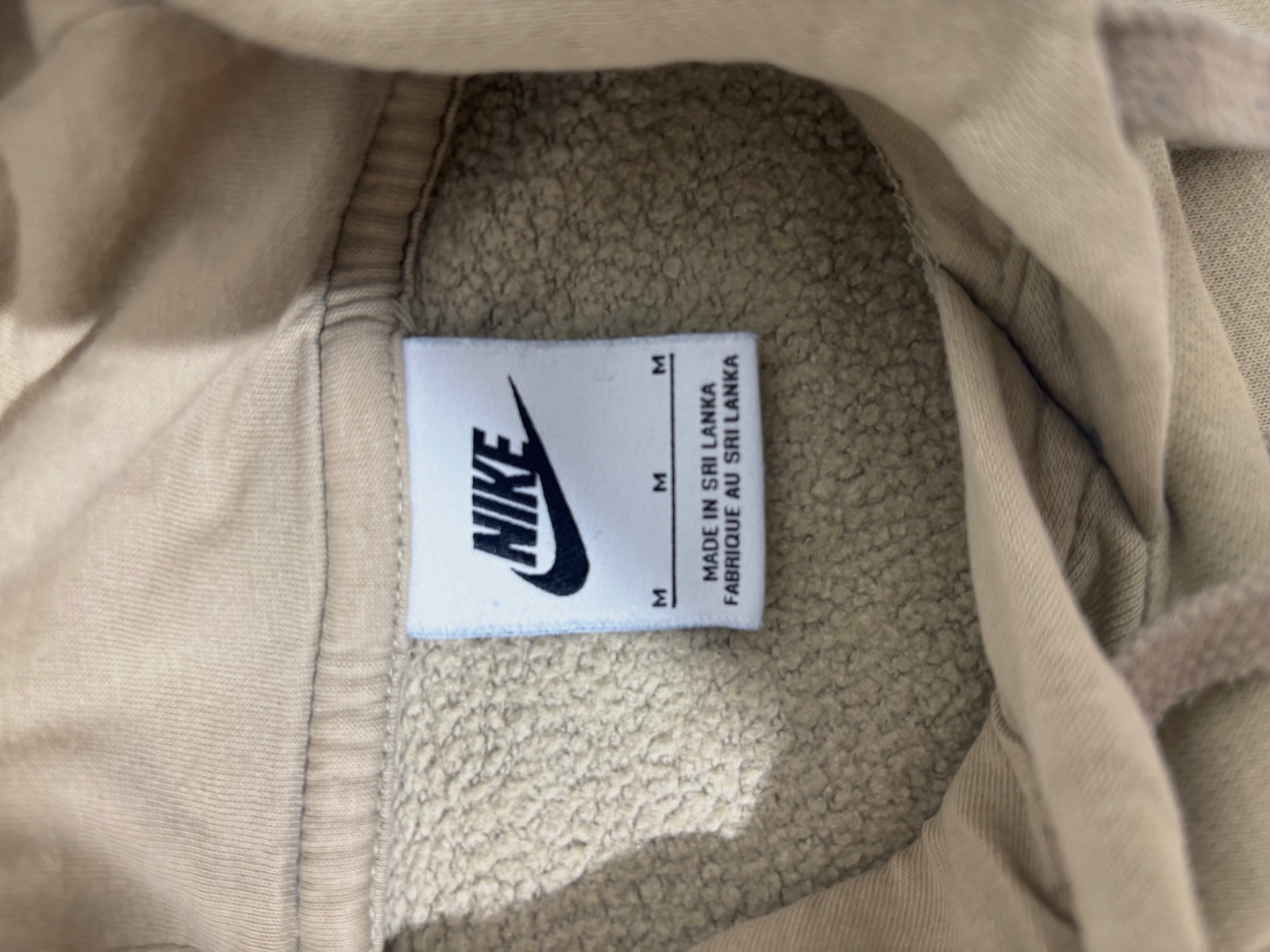 Pull Nike taille M  – Nike – taille M 3