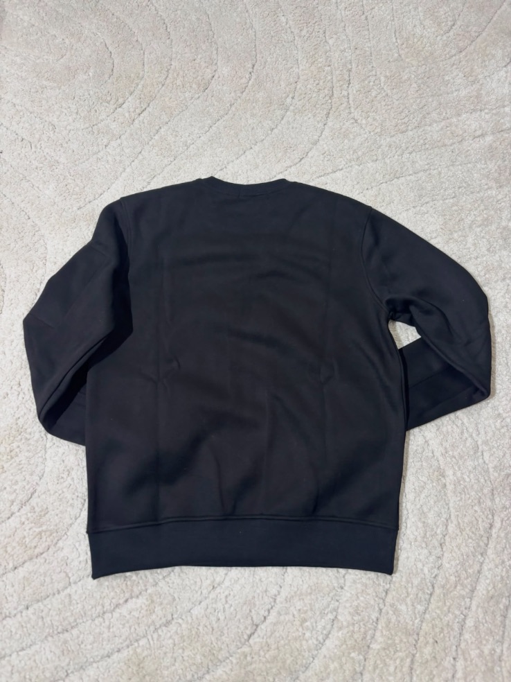 Pull noir taille M – Cp compagny – taille M 2