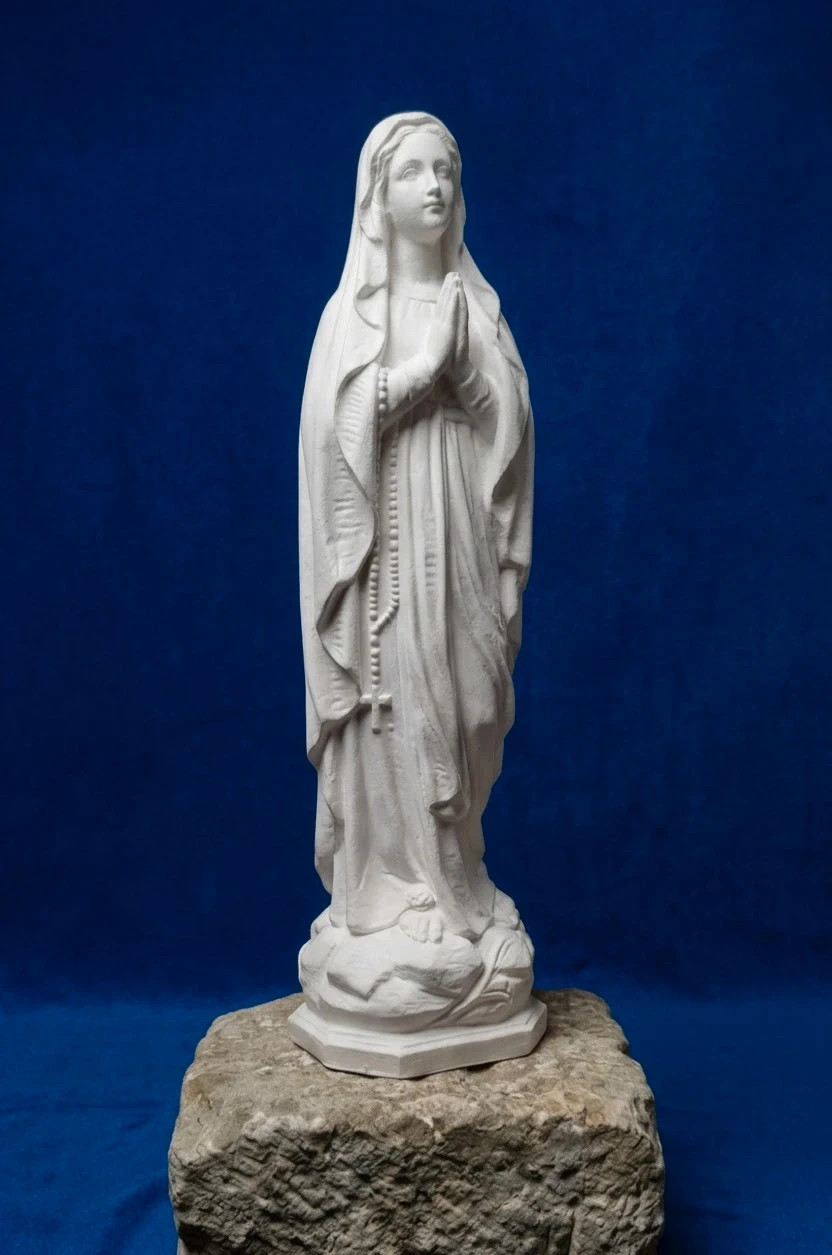 Vierge Marie 38 cm + cadeau surprise