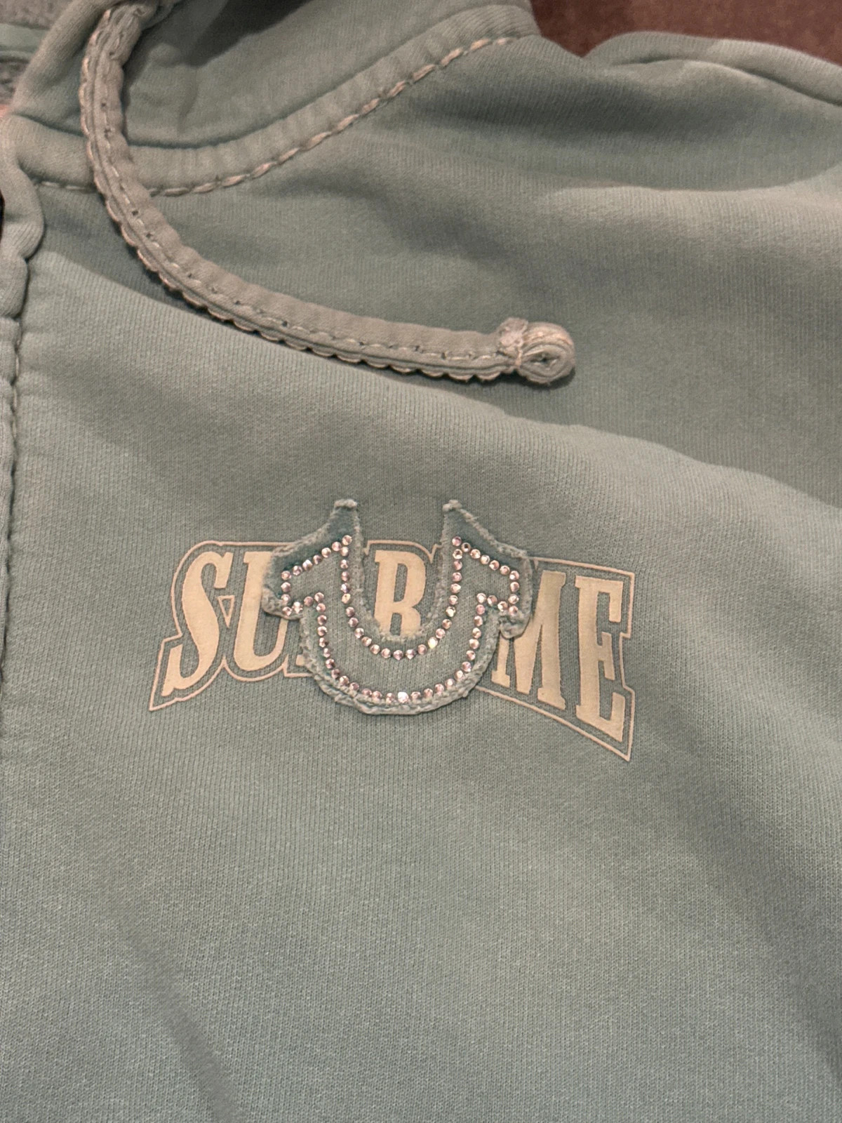 Supreme x True Religion Hoodie Zippé Aqua Fw22 – Taille M – Supreme – taille M 4