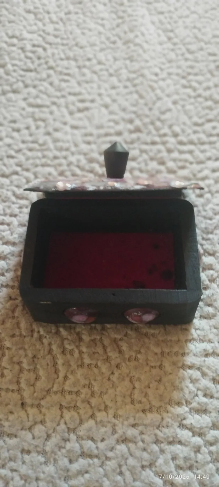 Petite boîte à bijoux vintage en émail et cuivre – Style floral rose et doré – inconnue 2