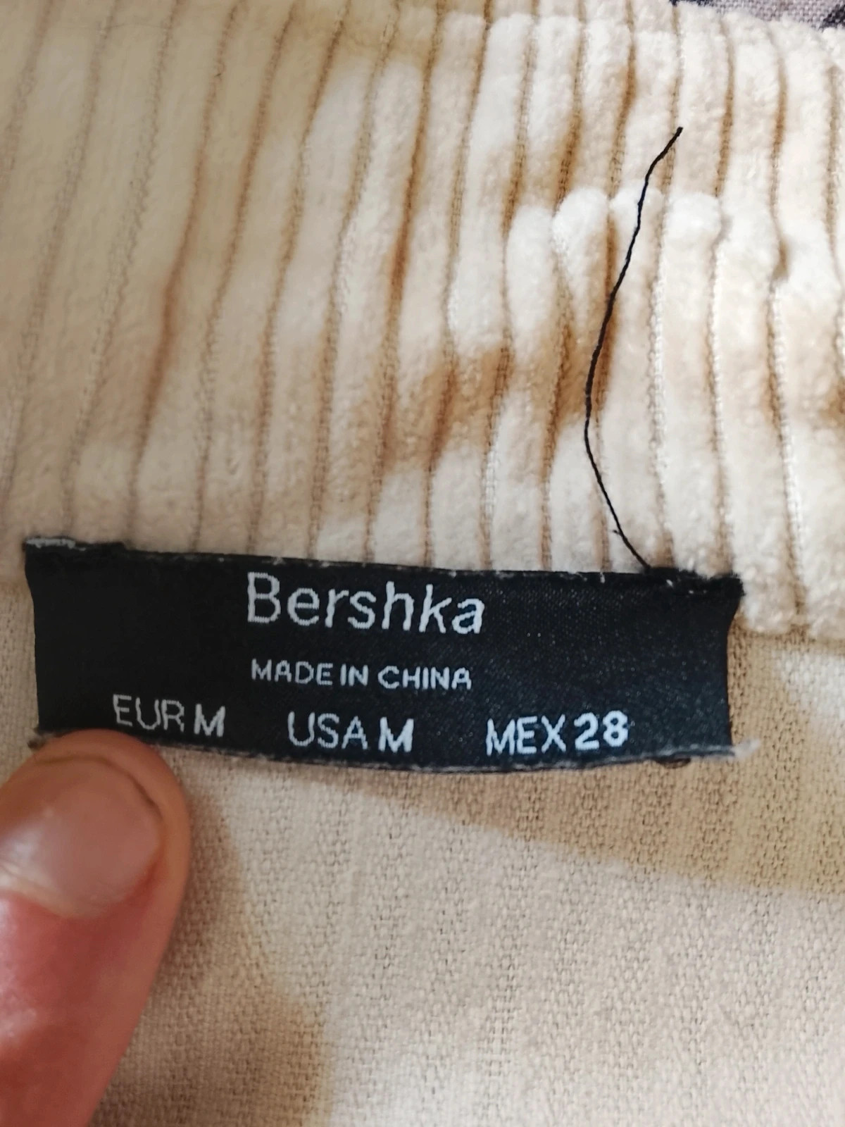 Surchemise en velours côtelé beige Bershka taille M – Bershka – taille M / 38 / 10 2