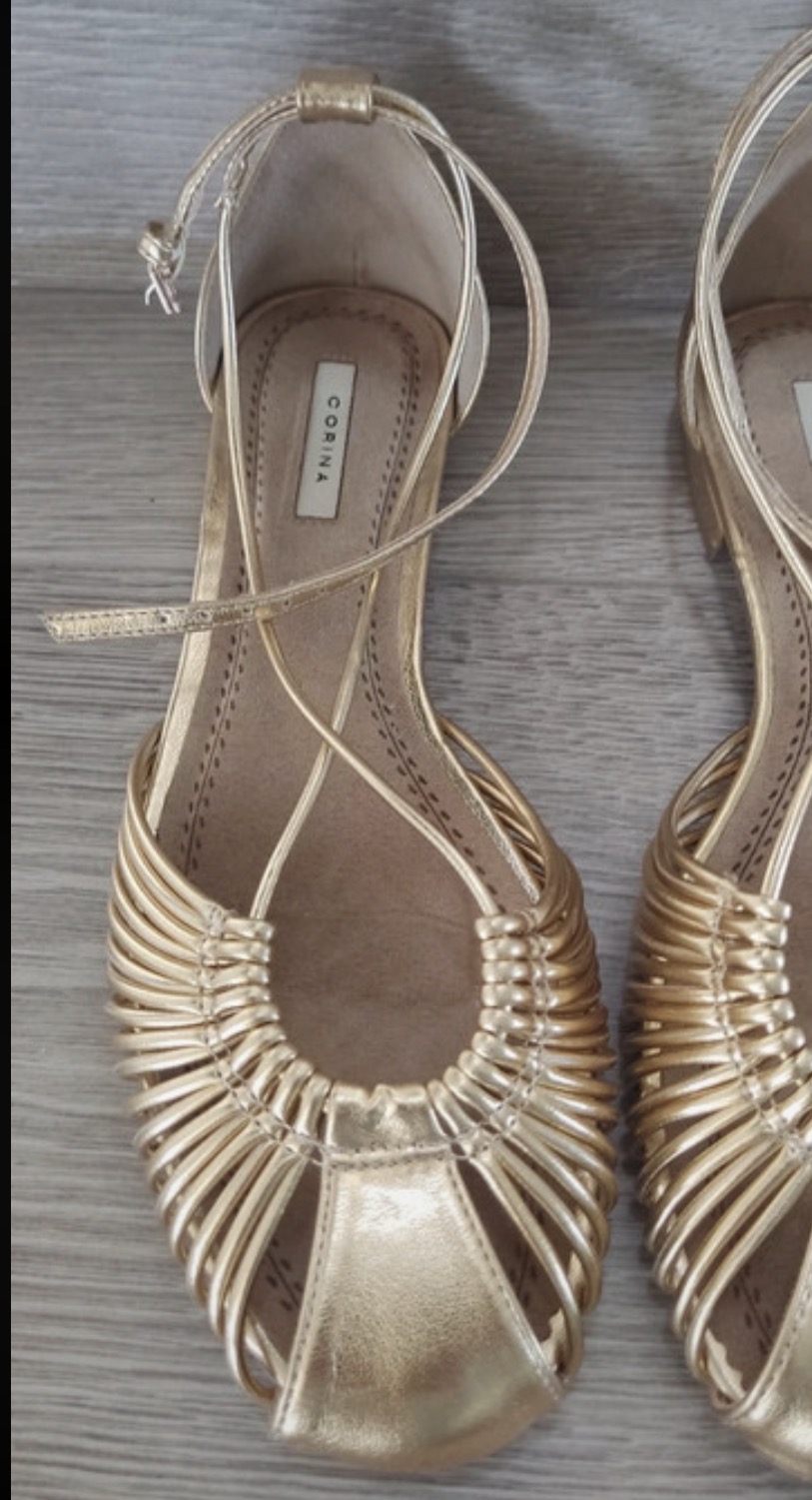 Chaussons de danse classique dorés