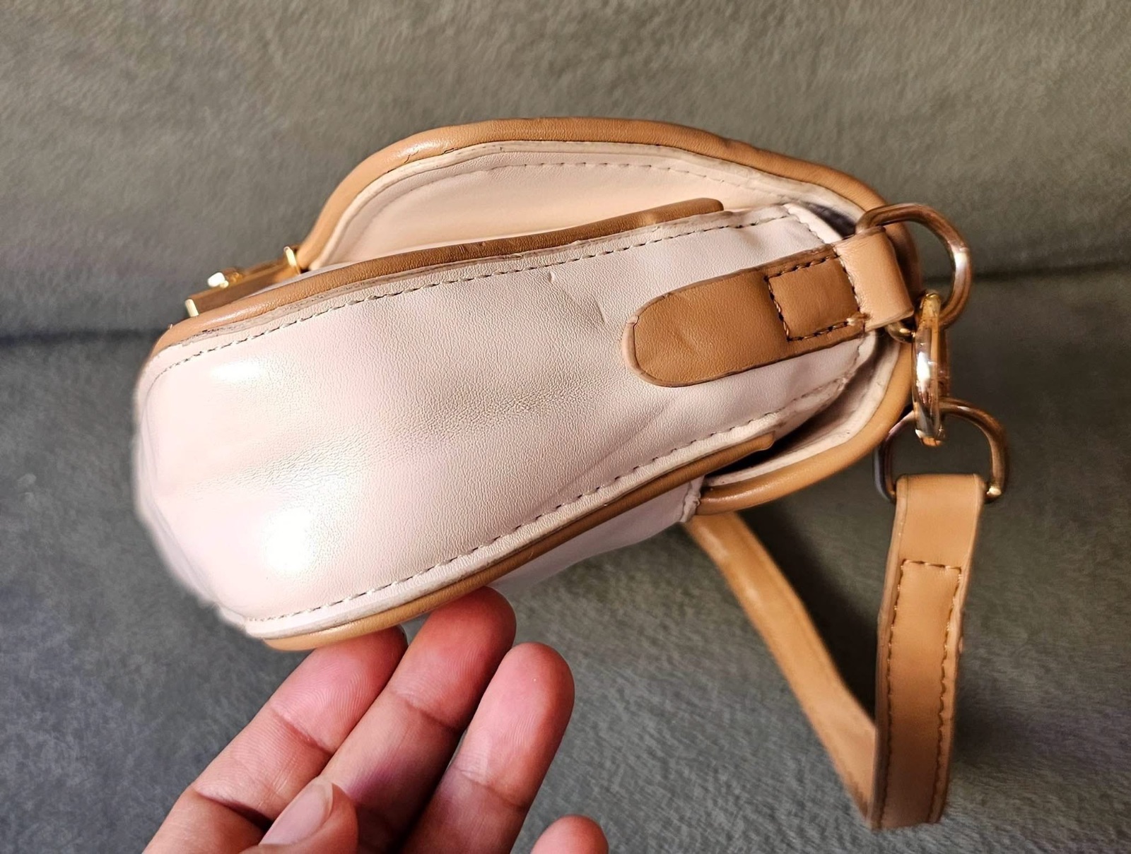 Sac à main colorblock beige et marron 2