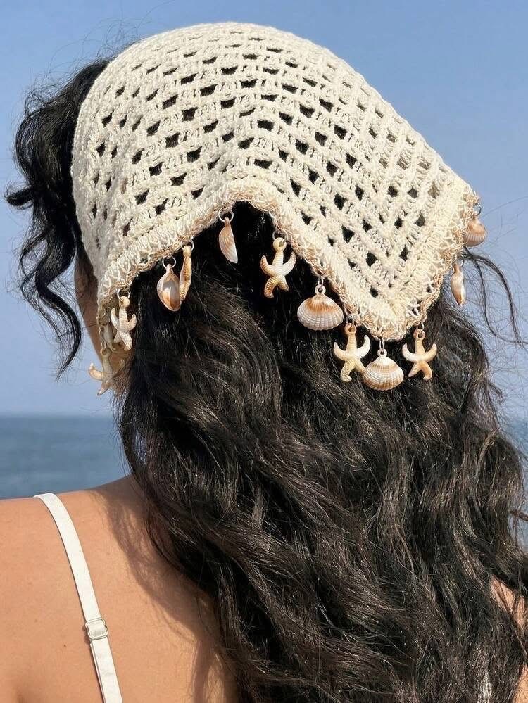 Chapeau de plage crochet écru avec pendentifs 3