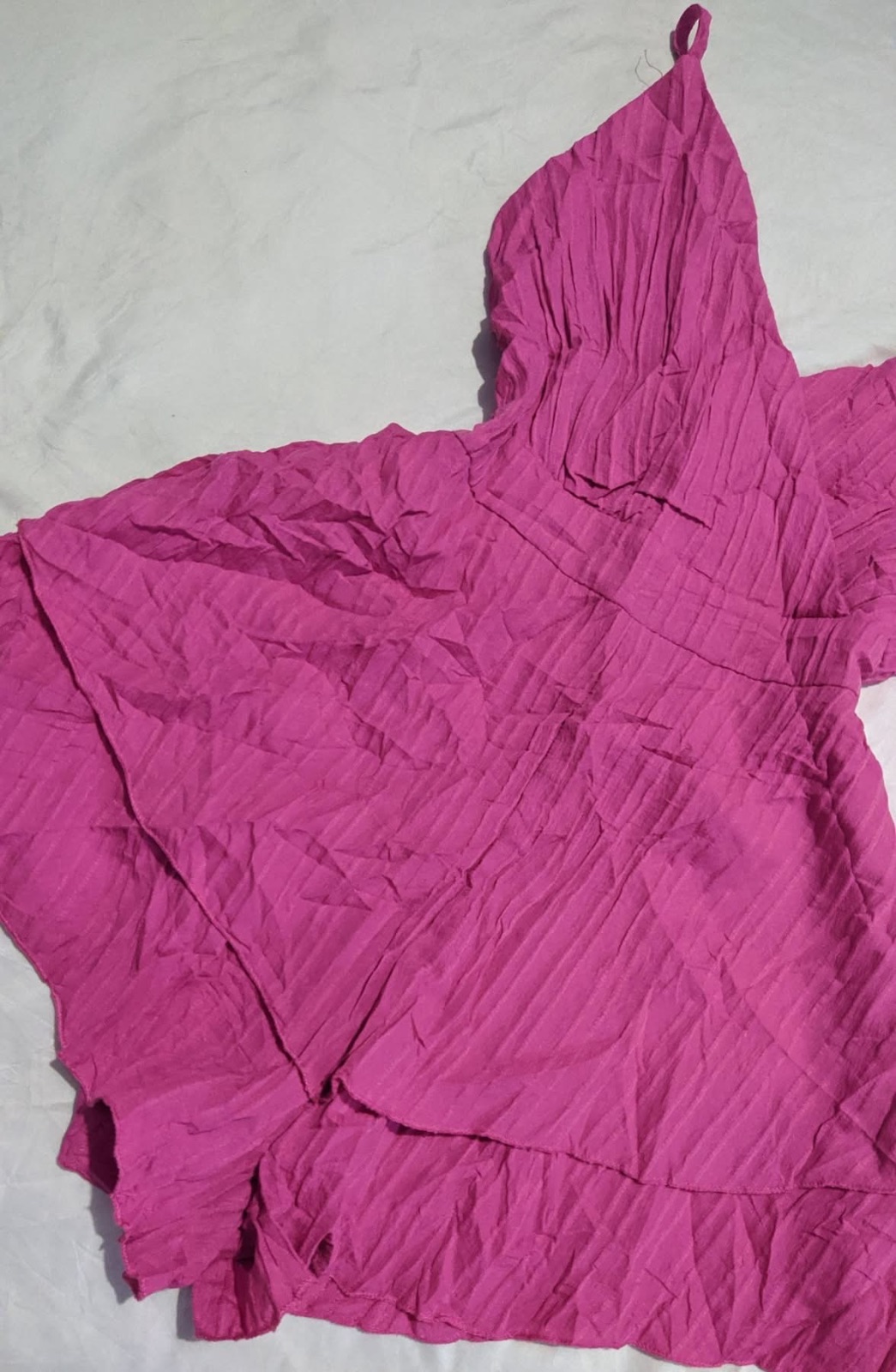 Robe patineuse rose fuchsia froissée 3