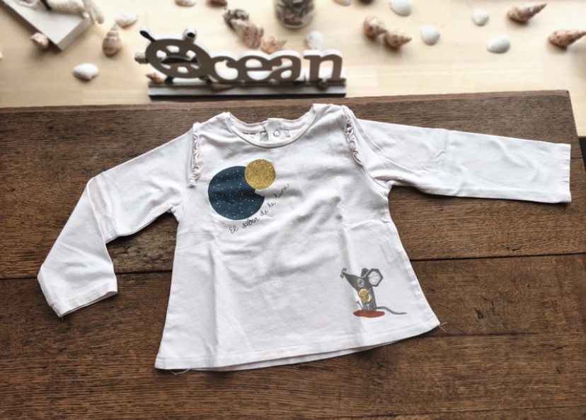 T-shirt enfant blanc à paillettes dorées 3