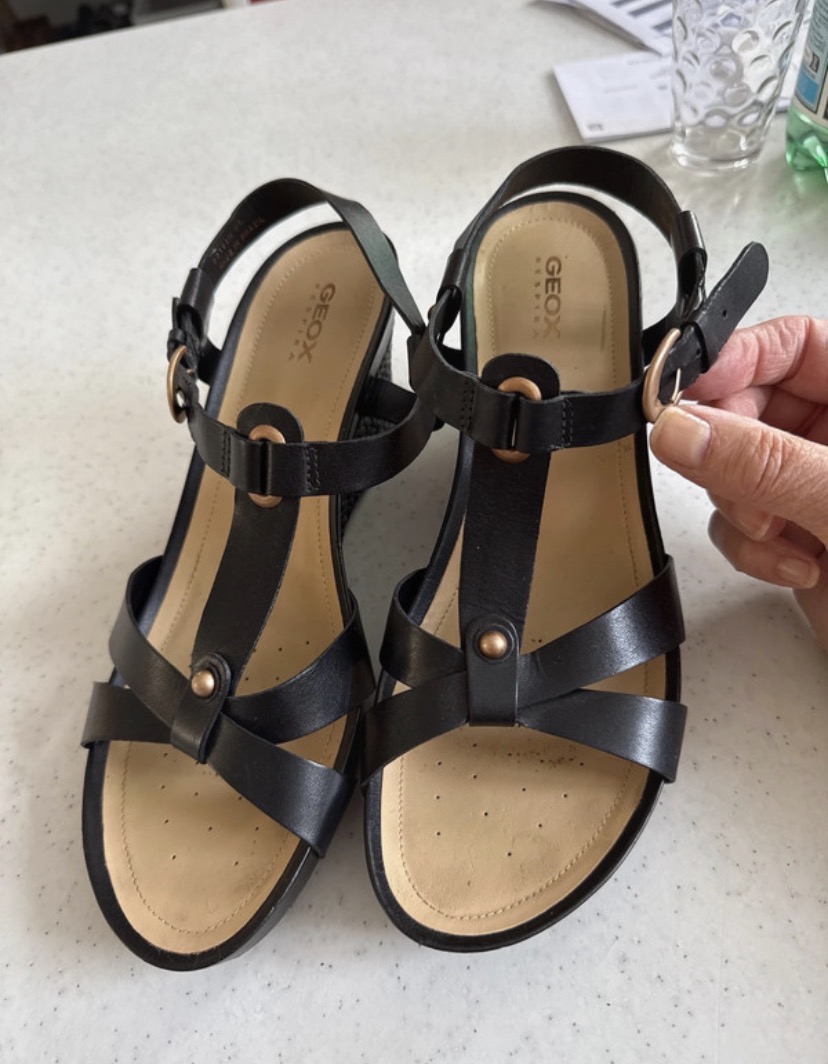 Sandales noires Geox cuir