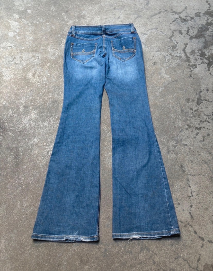 Jean flare taille basse bleu délavé 3