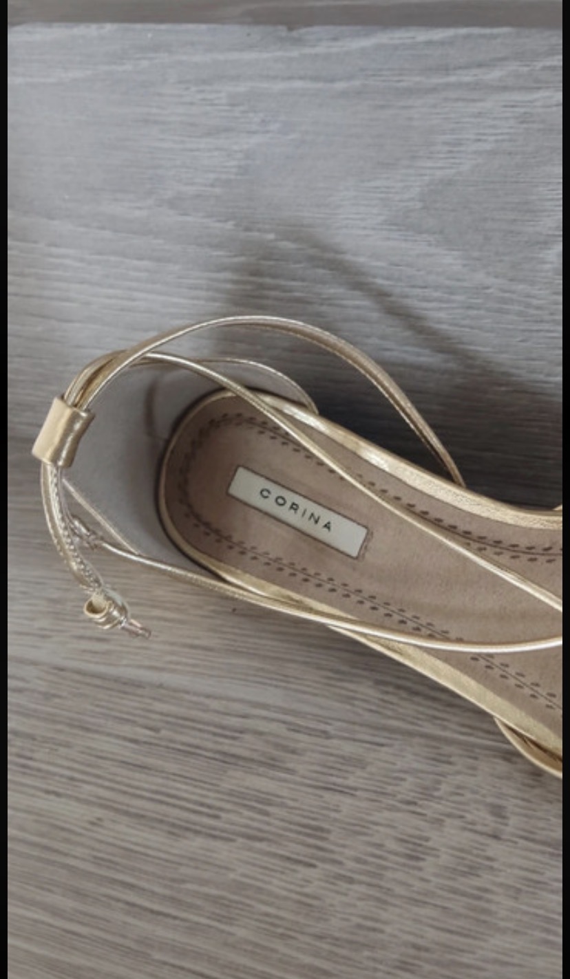 Chaussons de danse classique dorés 2
