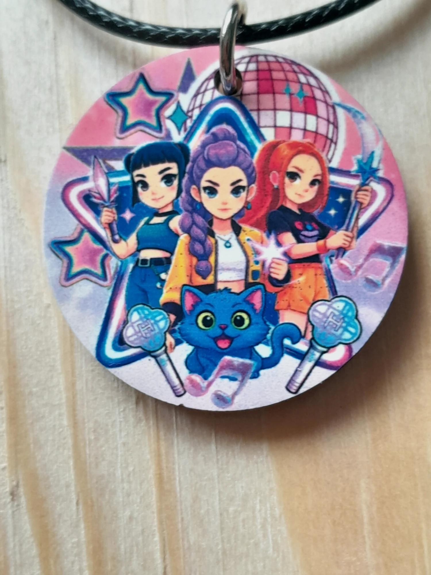 Collier K-pop