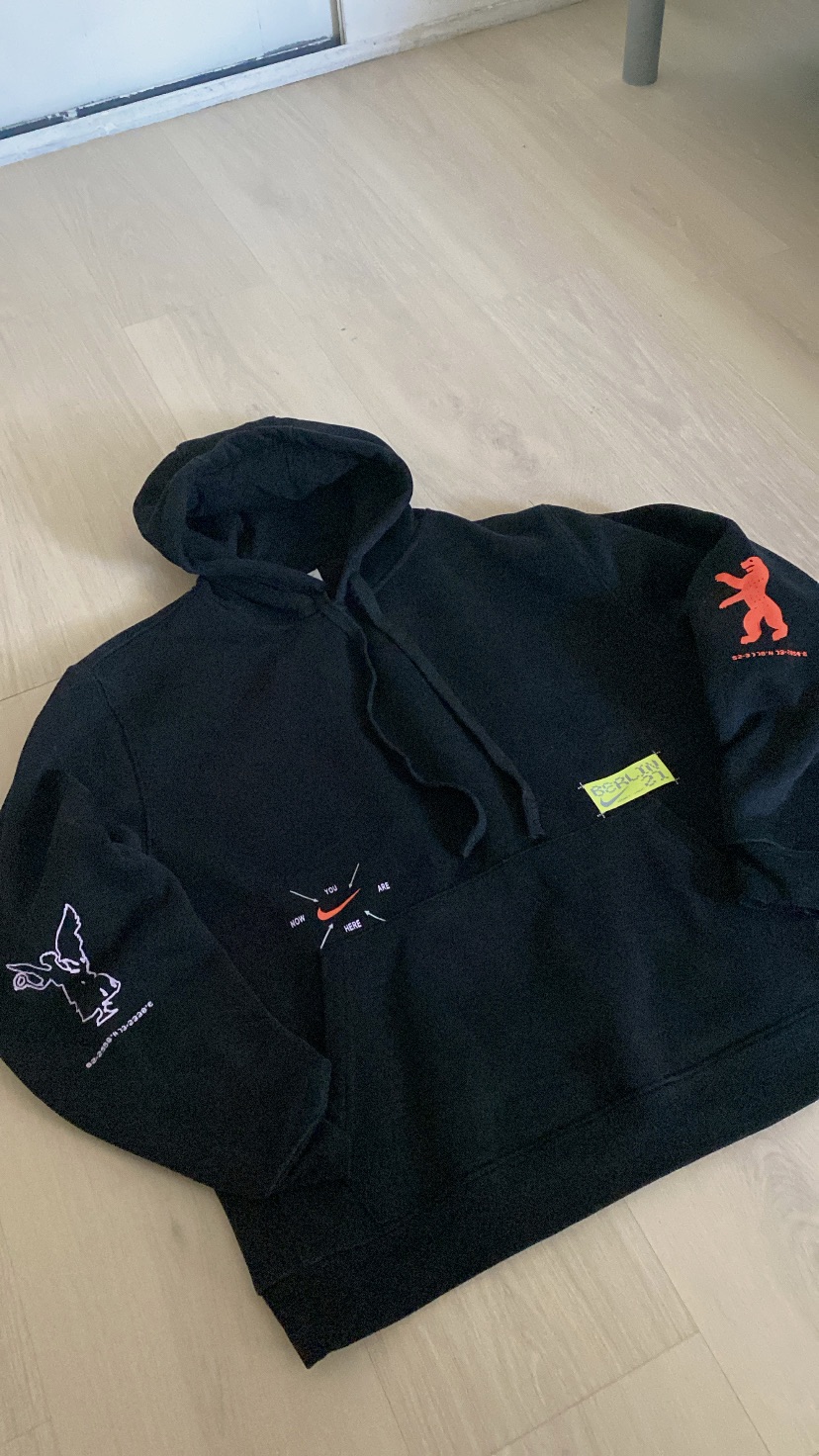 Sweat à capuche Nike Berlin noir – Nike – taille M 3