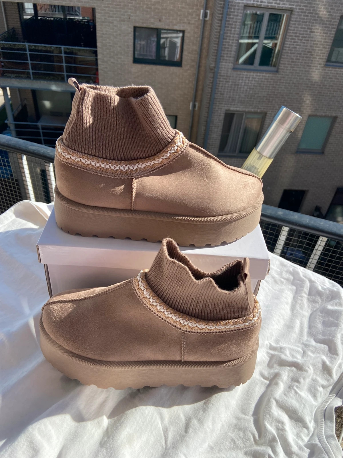 Woman shoes 38