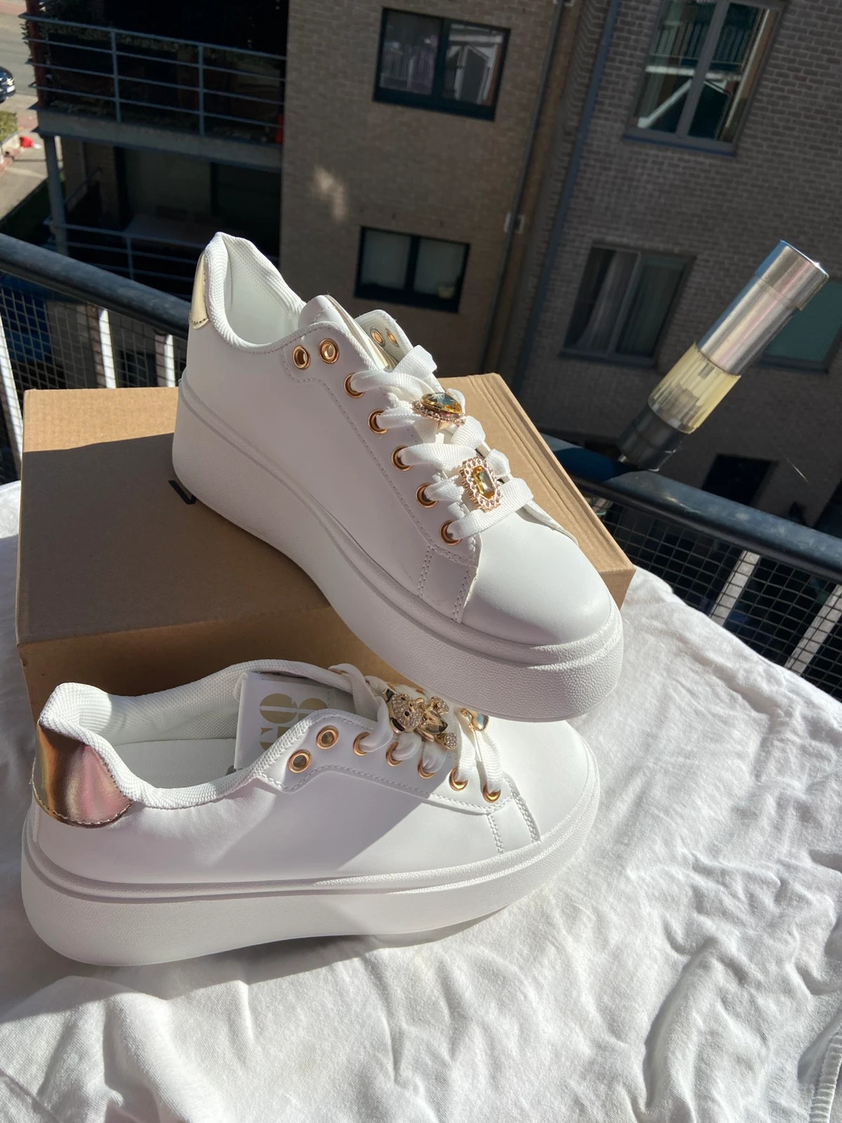 Woman shoes 38 White – taille 38 2