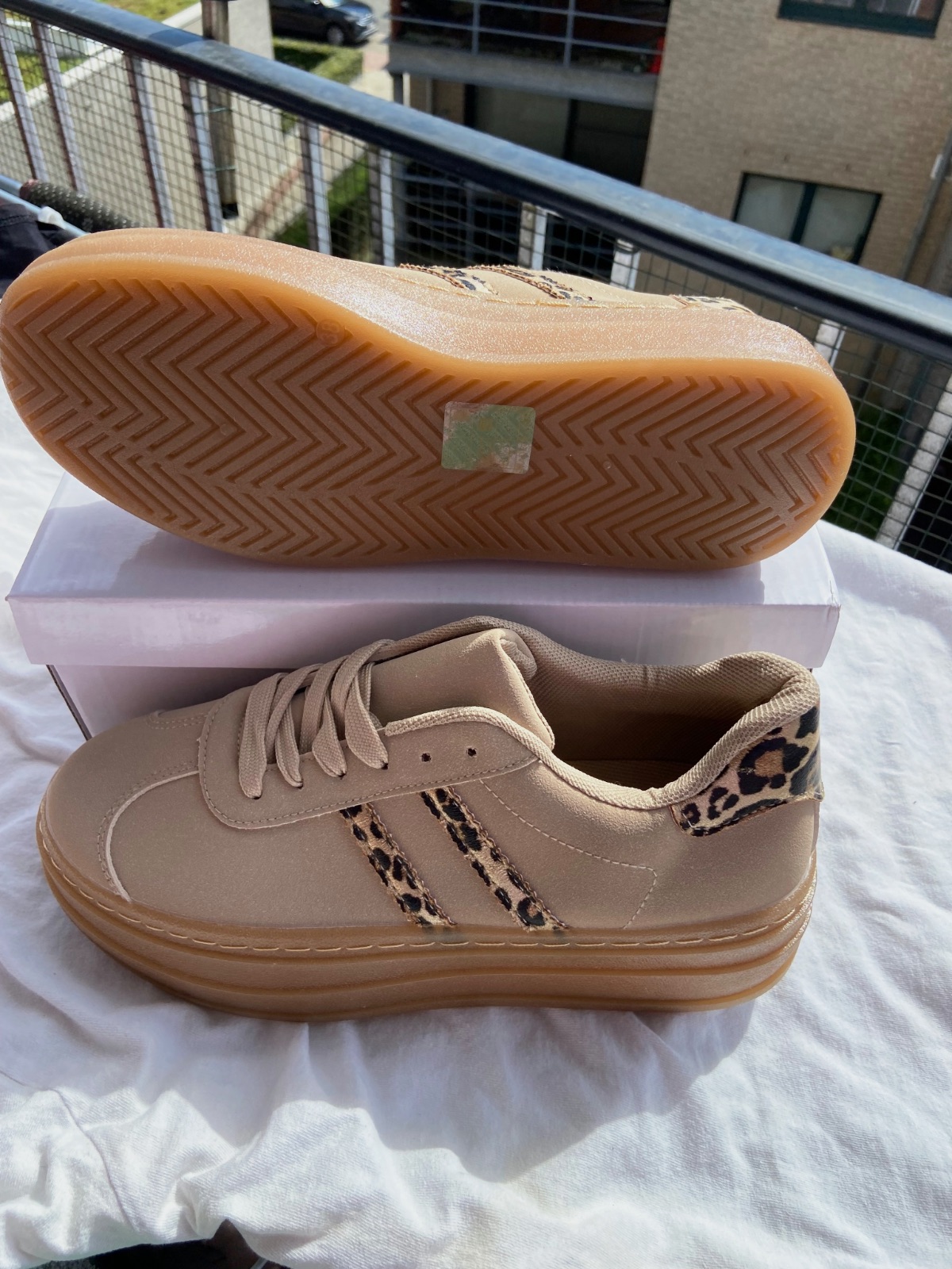 Woman sneakers 38 – Sans marque – taille EU 38 7