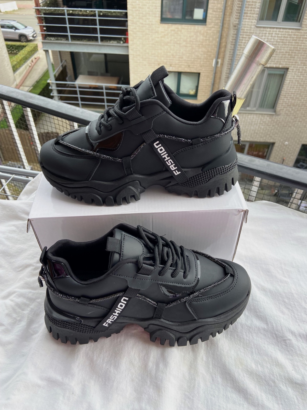 Basket femme 41 – Sans marque – taille EU 41 5
