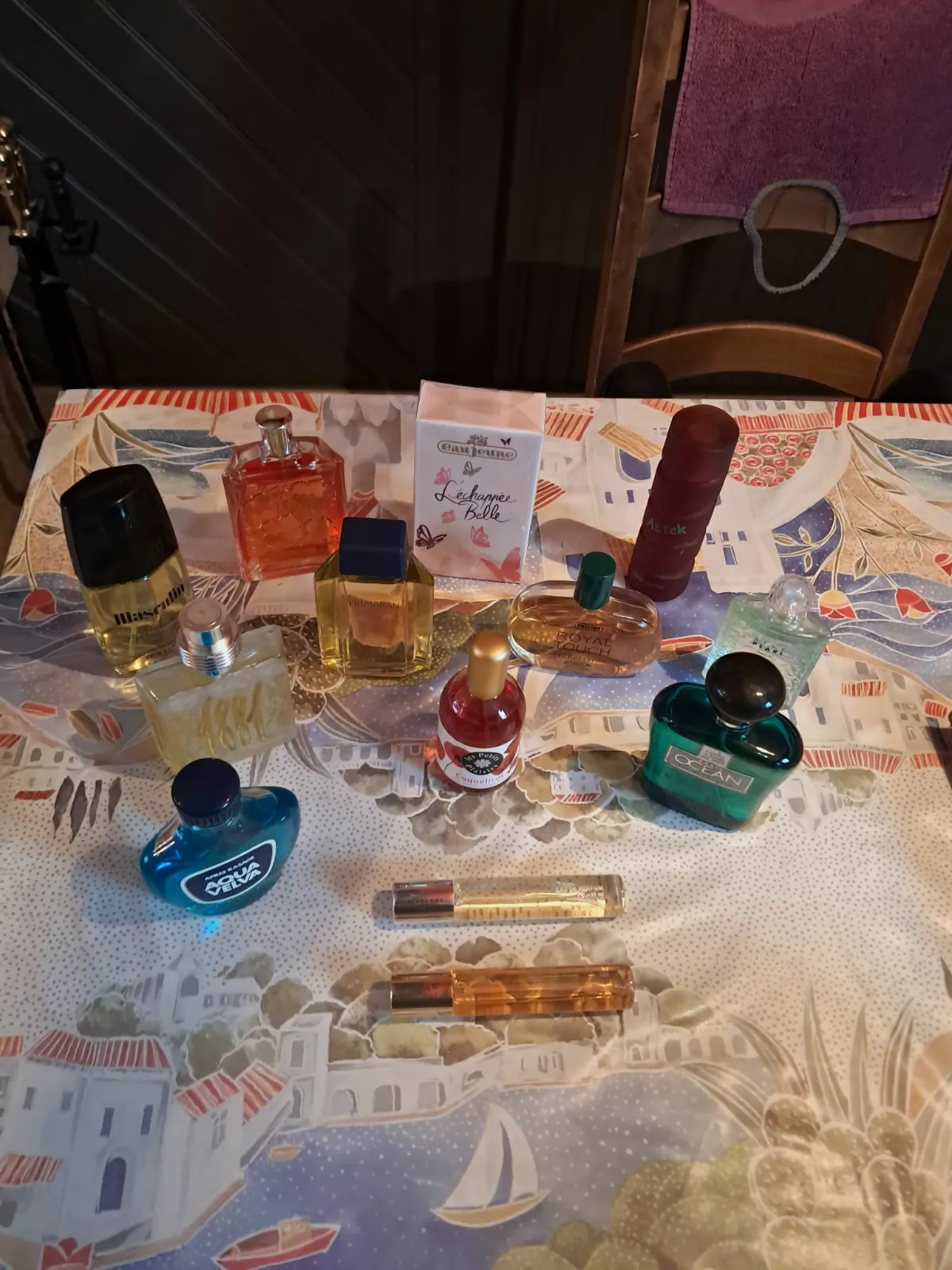 Lot de divers parfums plein – Eau jeune 2