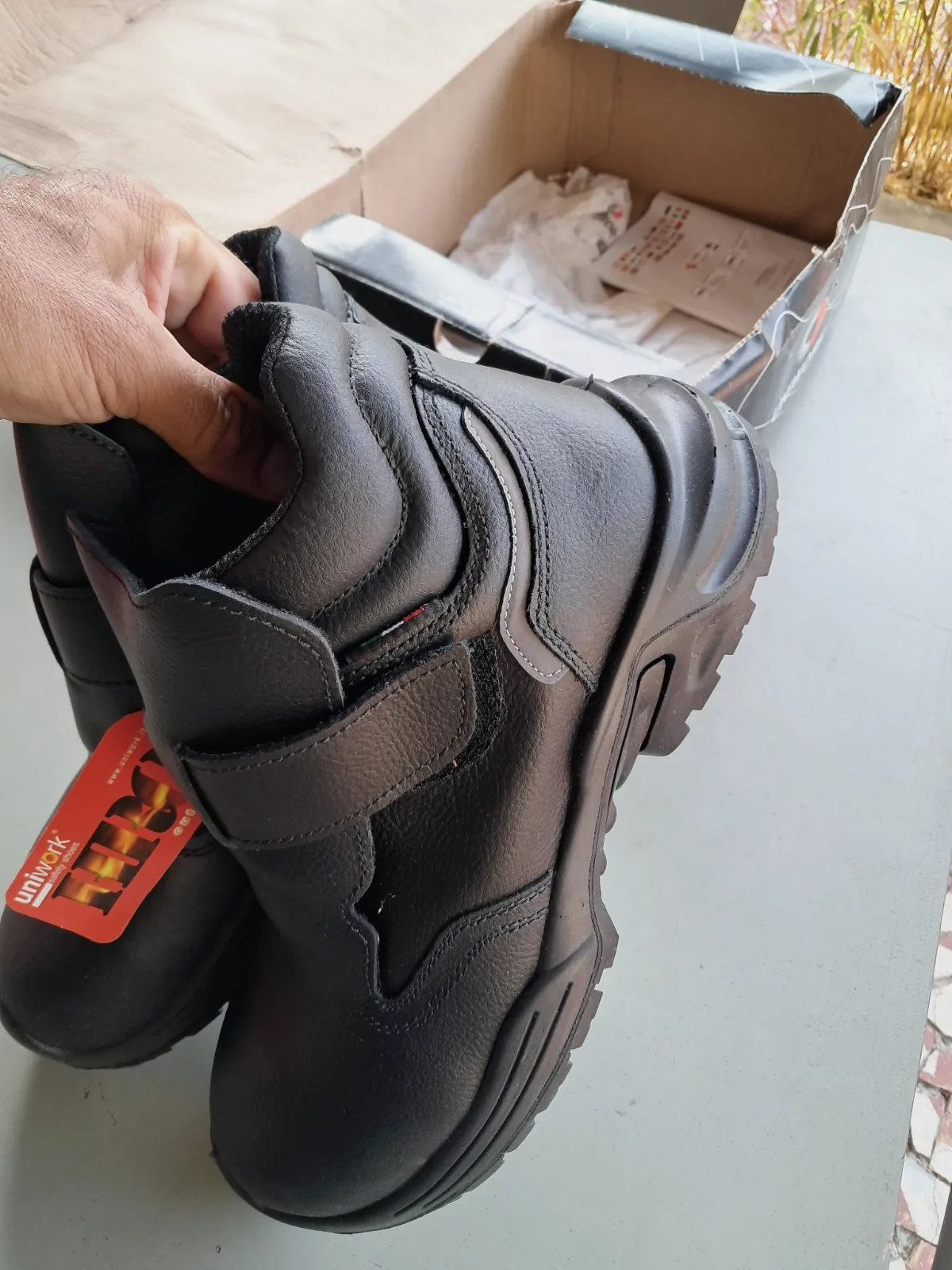 Chaussure de sécurité Uniwork neuve – Uniwork – taille EU 44 5