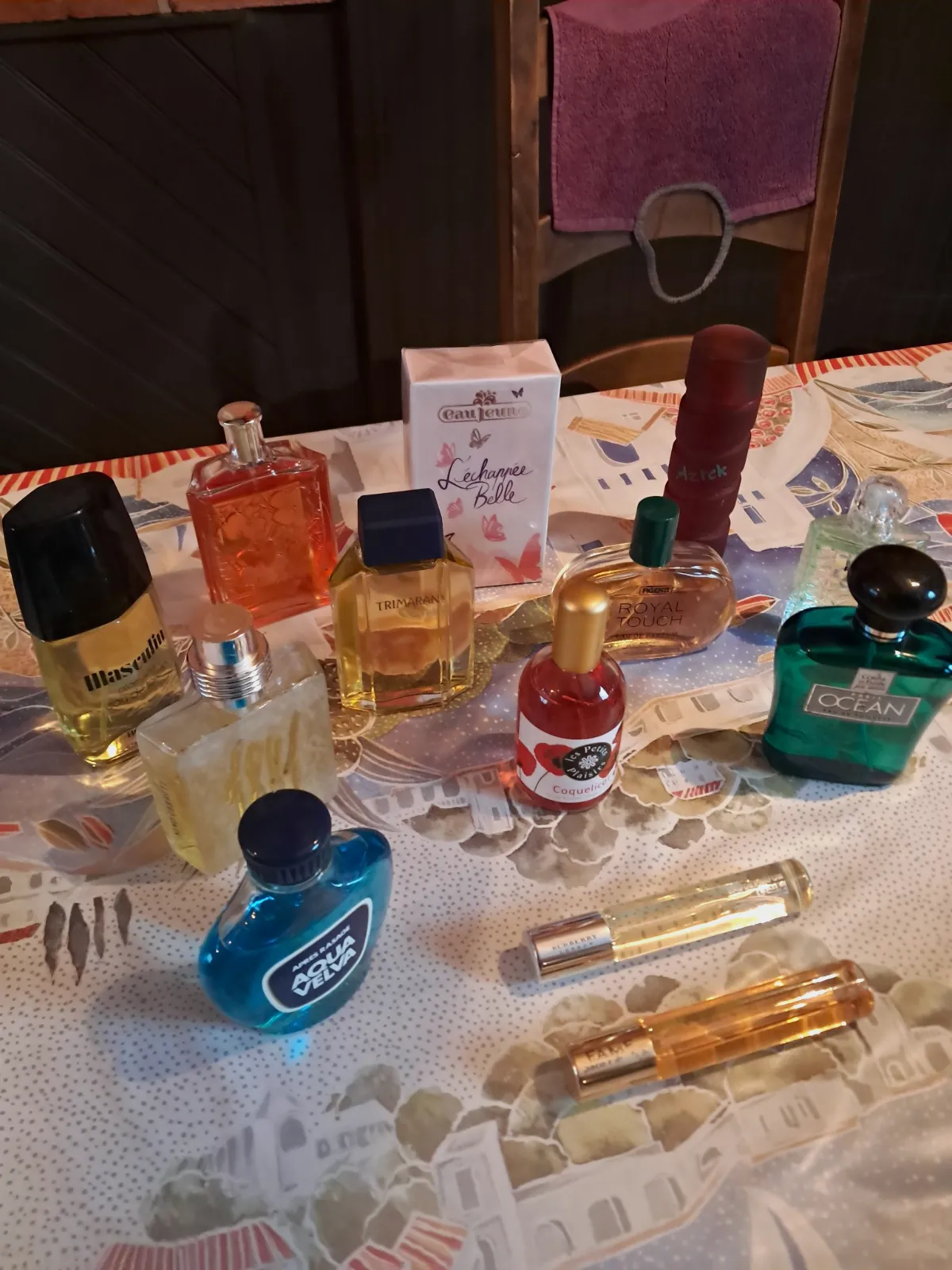 Lot de divers parfums plein – Eau jeune 7