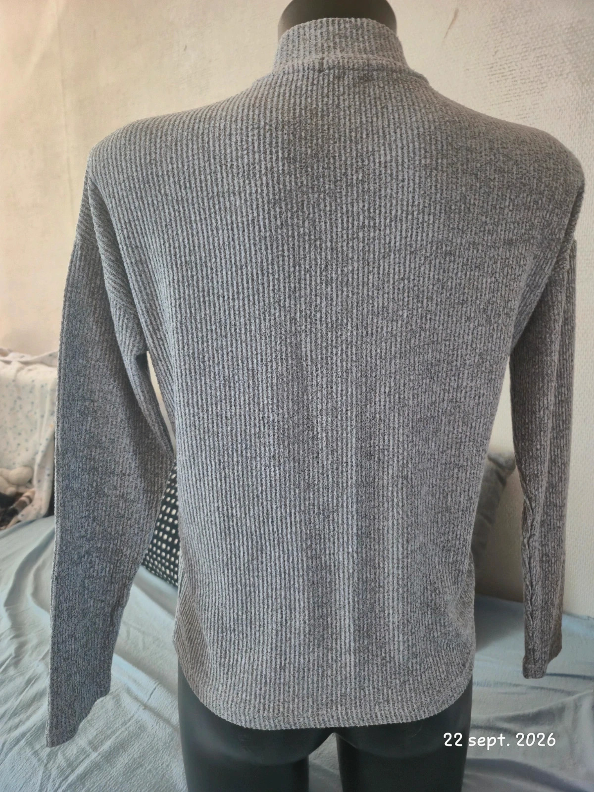 Pull avec petit col taille s couleur gris – In Extenso – taille S / 36 / 8 3
