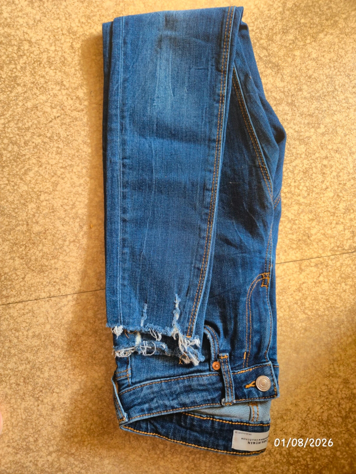 Zara taille 36 jeans effet dechirer – Zara – taille S / 36 / 8 2