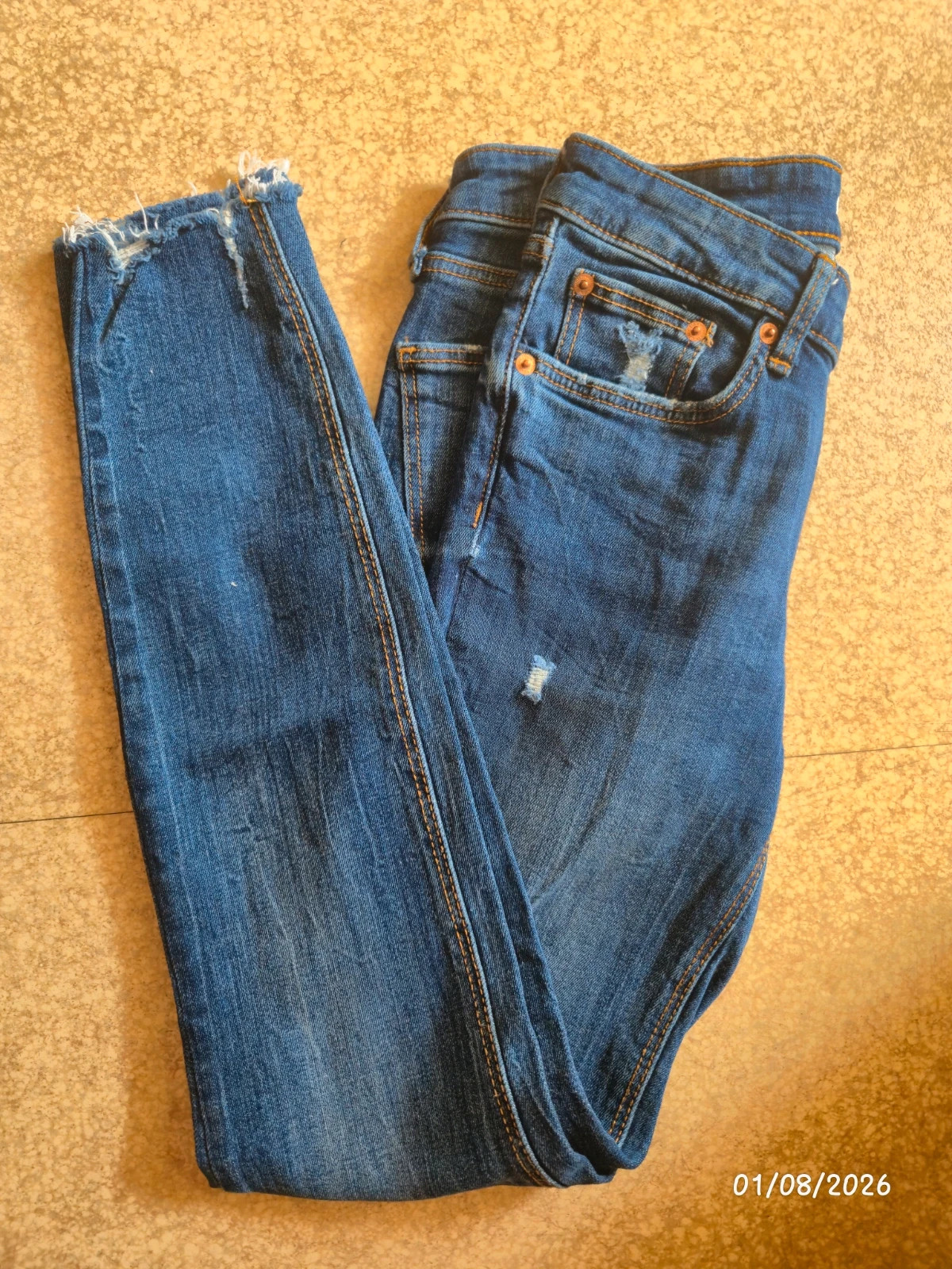 Zara taille 36 jeans effet dechirer – Zara – taille S / 36 / 8 3