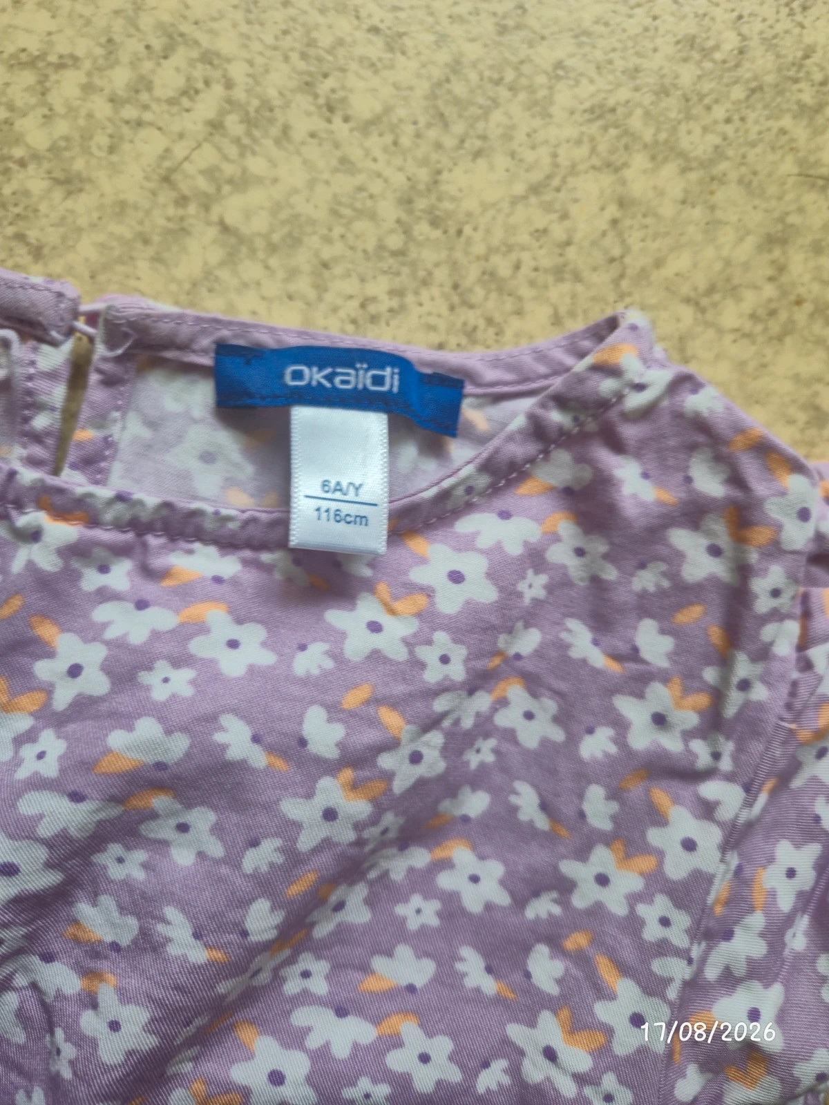 Robe violette fleurie okaidi 6 ans – Okaïdi – taille 6 ans / 116 cm 4