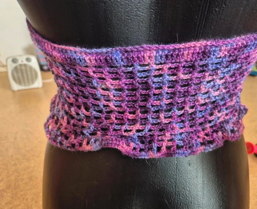 Superbe haut crochet/ violet - fushia / t.s – taille S / 36 / 8 2