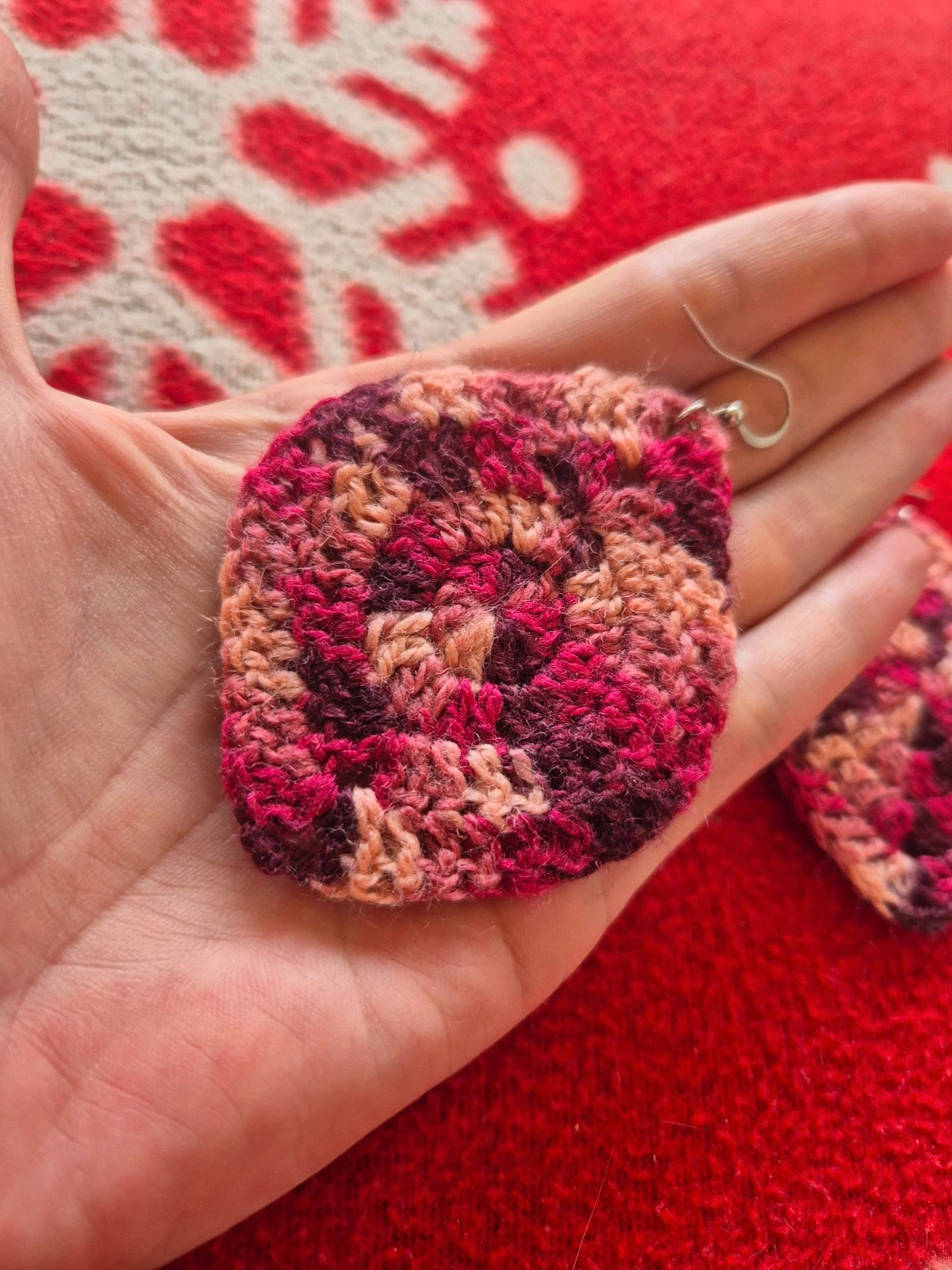 Boucles oreilles crochet rose / fushia 2