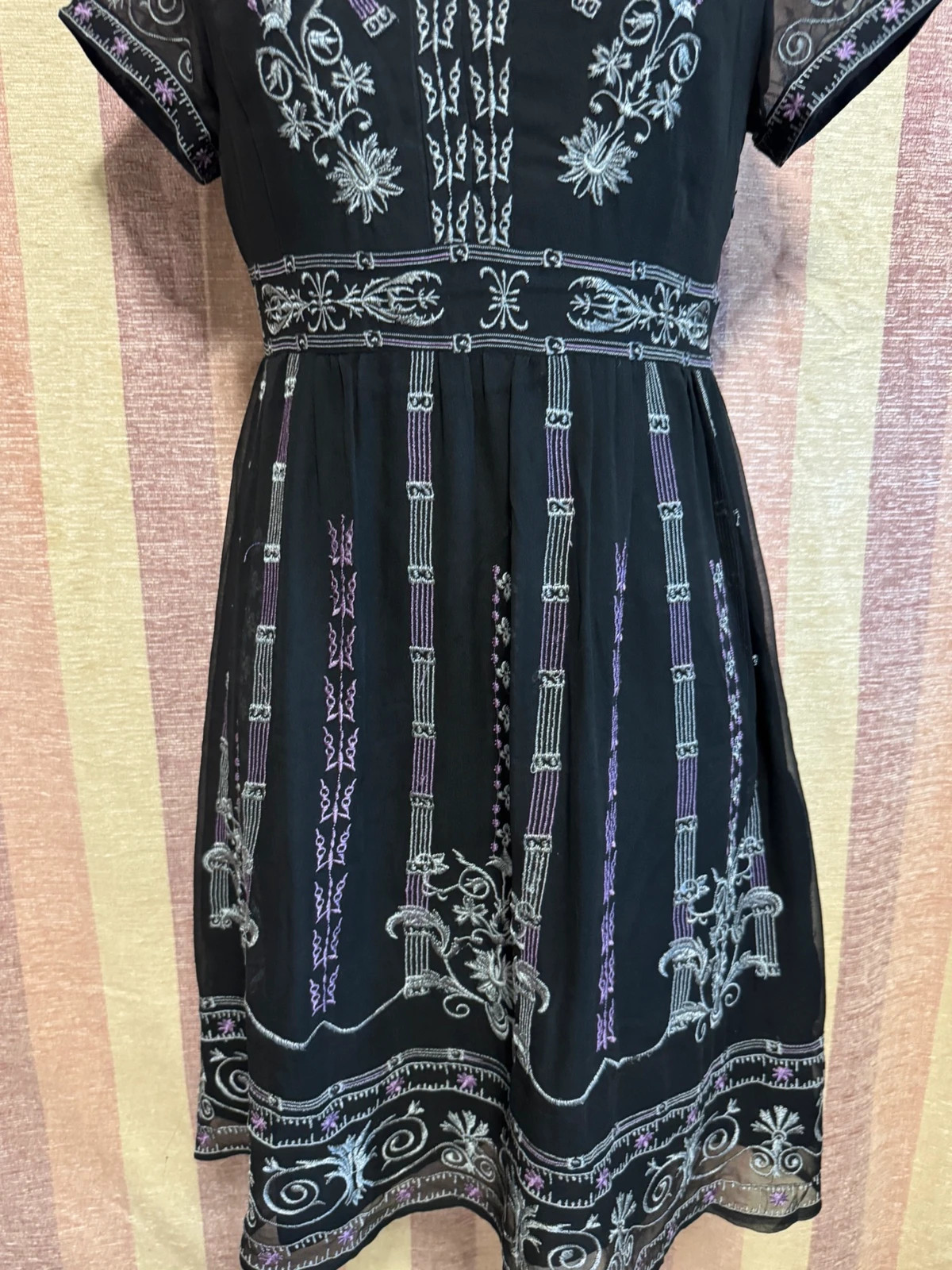 Vestido bordado seda talla 40 🍀 – Cocoa by Alf & Terrie – taille L / 40 / 12 2