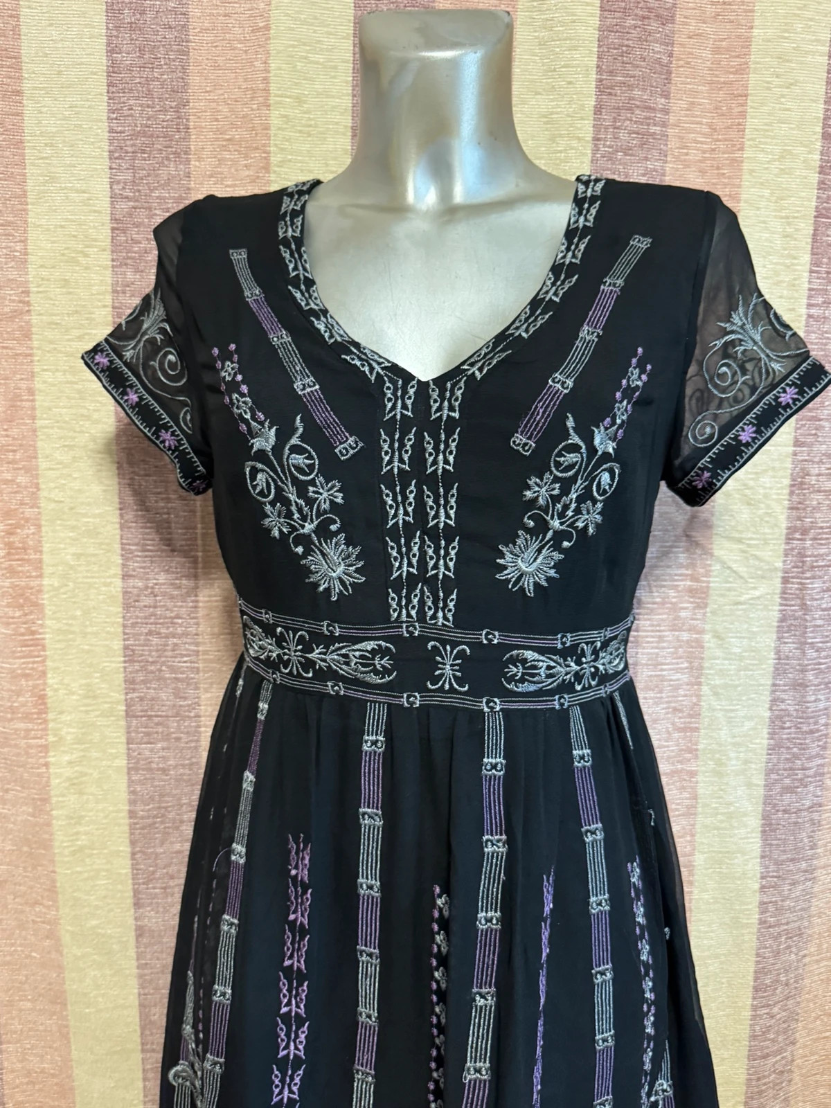 Vestido bordado seda talla 40 🍀 – Cocoa by Alf & Terrie – taille L / 40 / 12 3