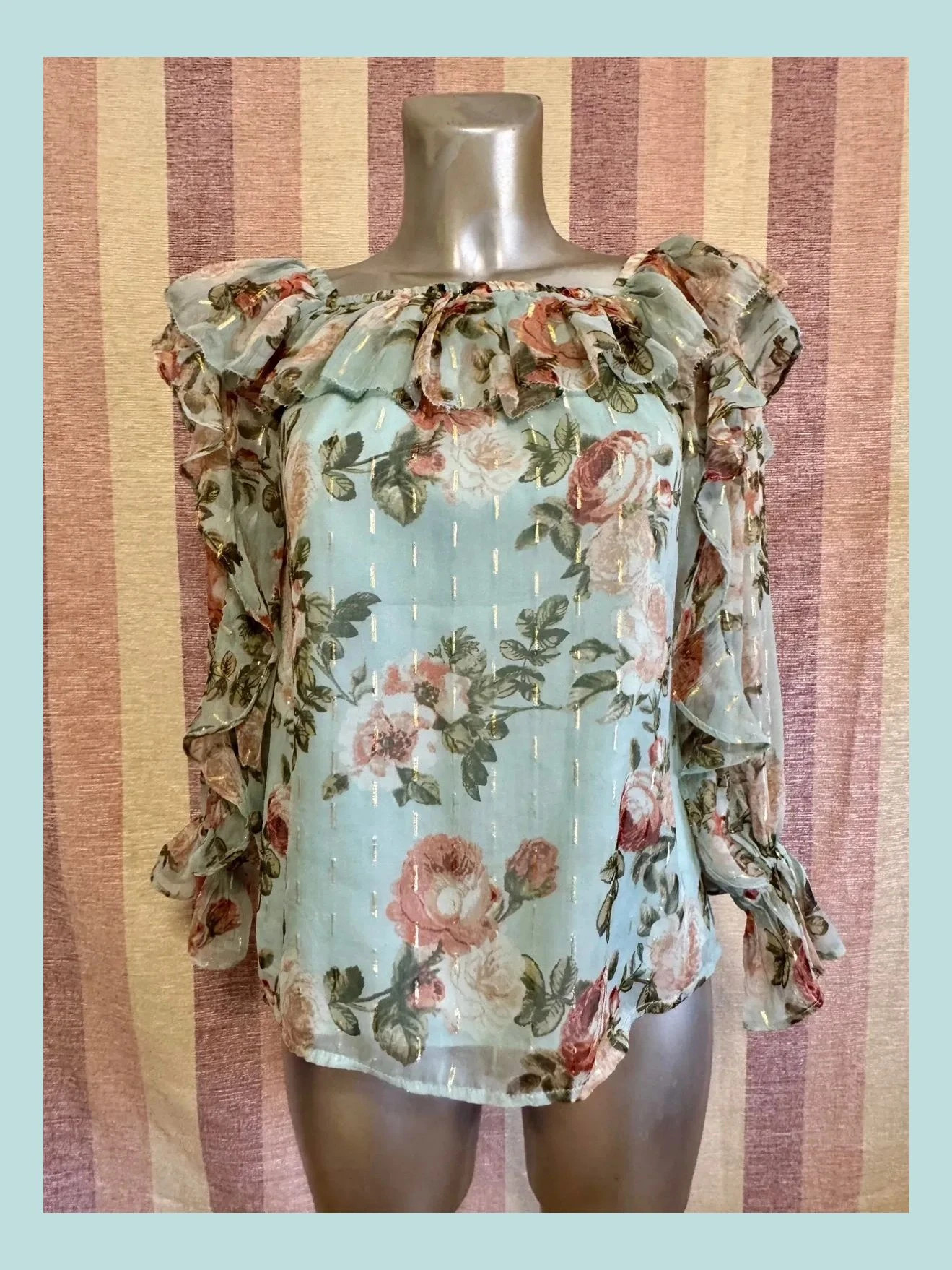 Blusa estampada flores marca River Island, talla 34 🍀