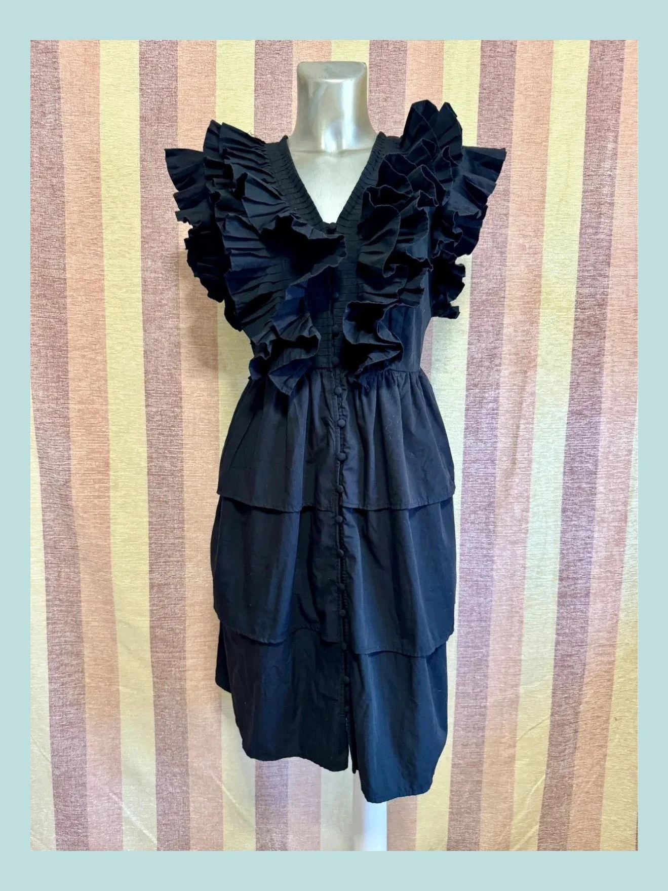 Vestido marca Yas , negro , talla M 🍀